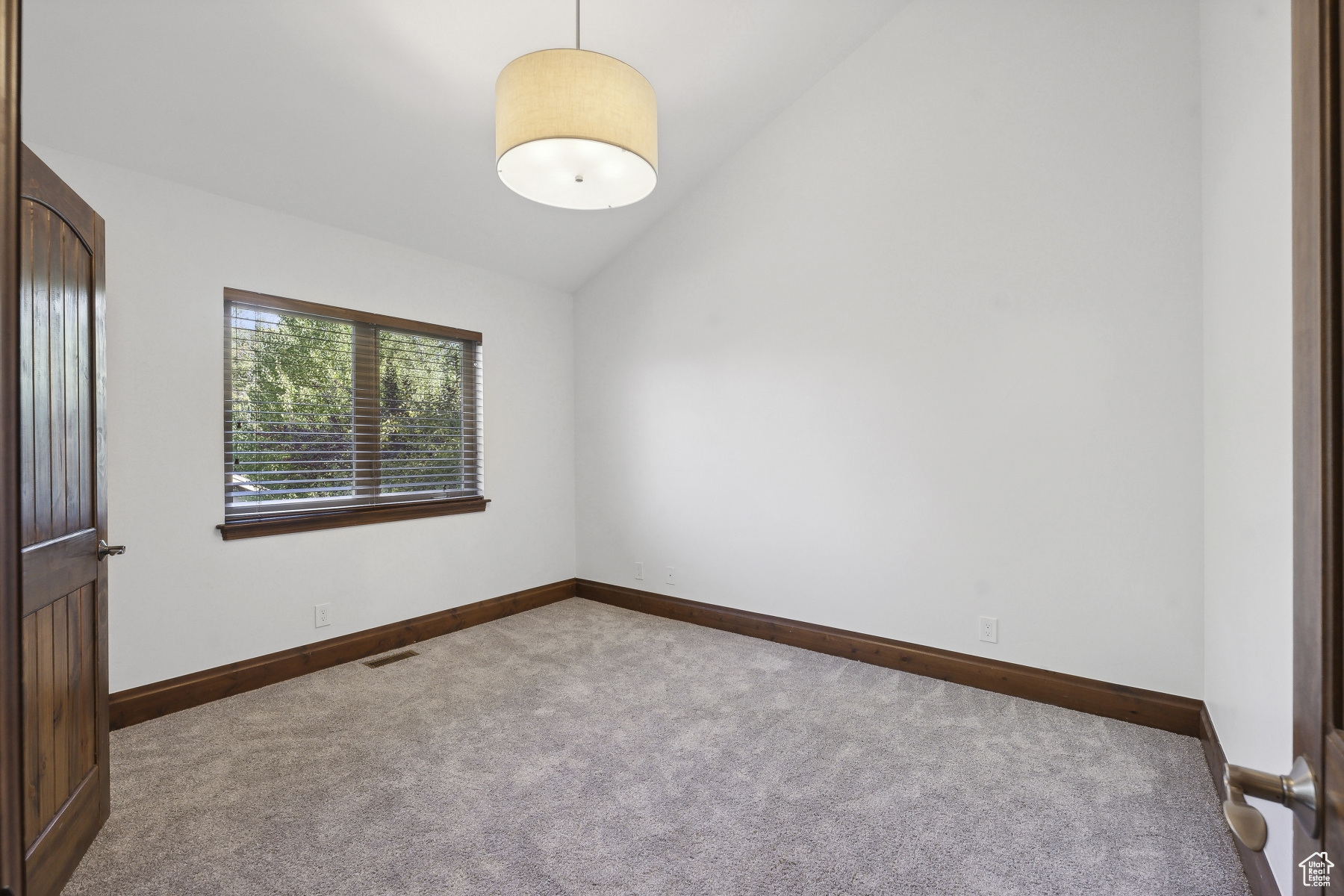 Park City, Utah 84098, United States, 5 Bedrooms Bedrooms, ,4 BathroomsBathrooms,Residential,Pending,44668