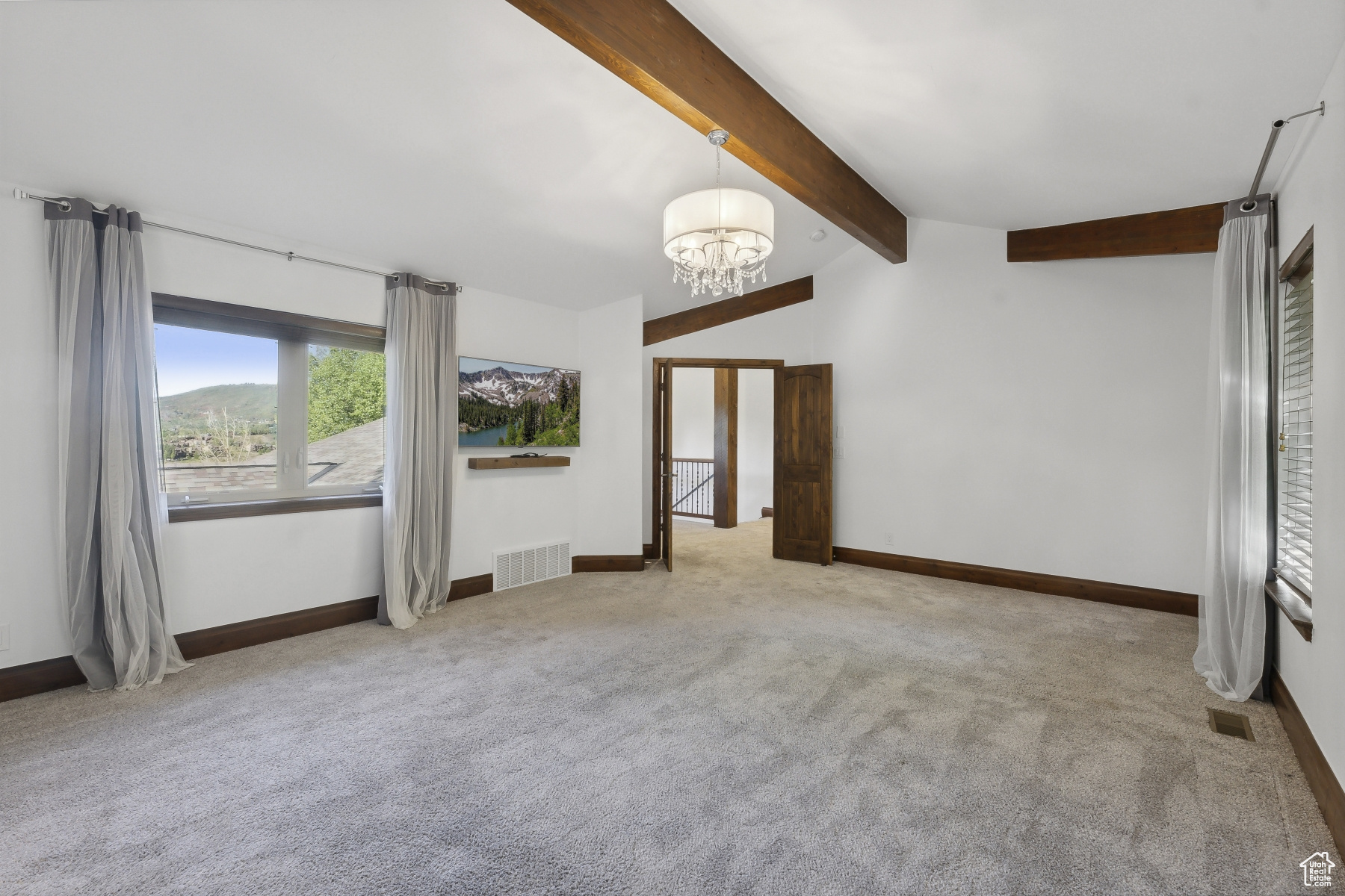 Park City, Utah 84098, United States, 5 Bedrooms Bedrooms, ,4 BathroomsBathrooms,Residential,Pending,44668