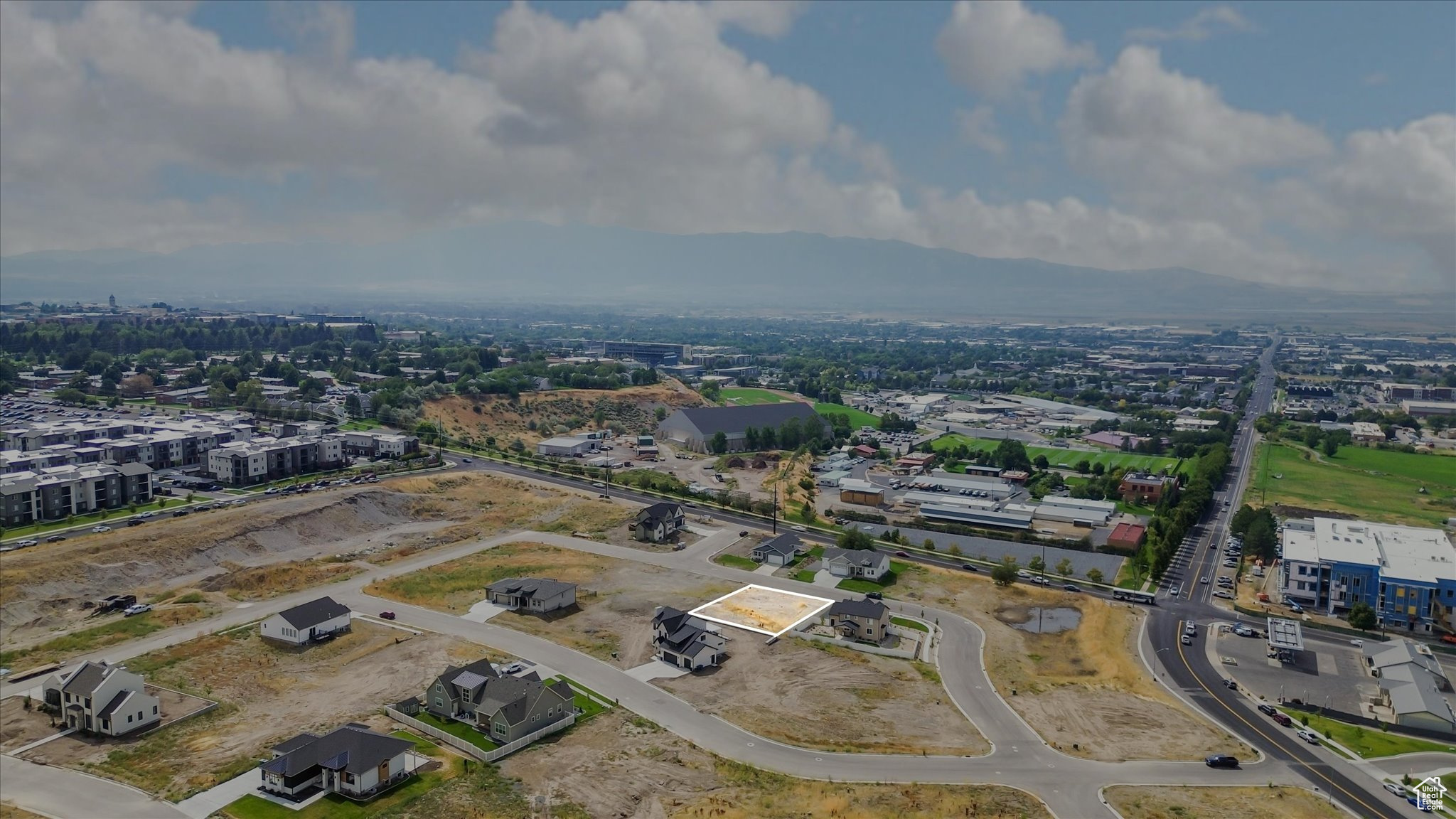 MOUNTAINSIDE ESTATES - Land