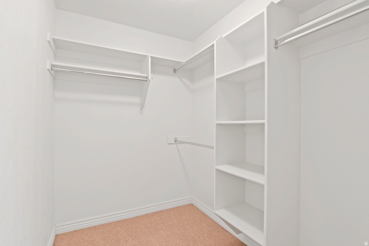 BELLE MONET - Residential