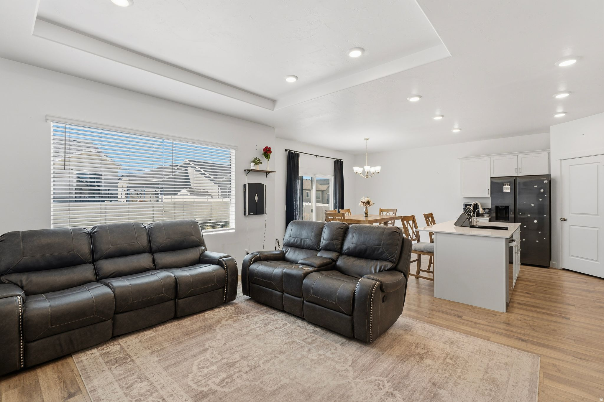 HAWTHORN ESTATES - Residential
