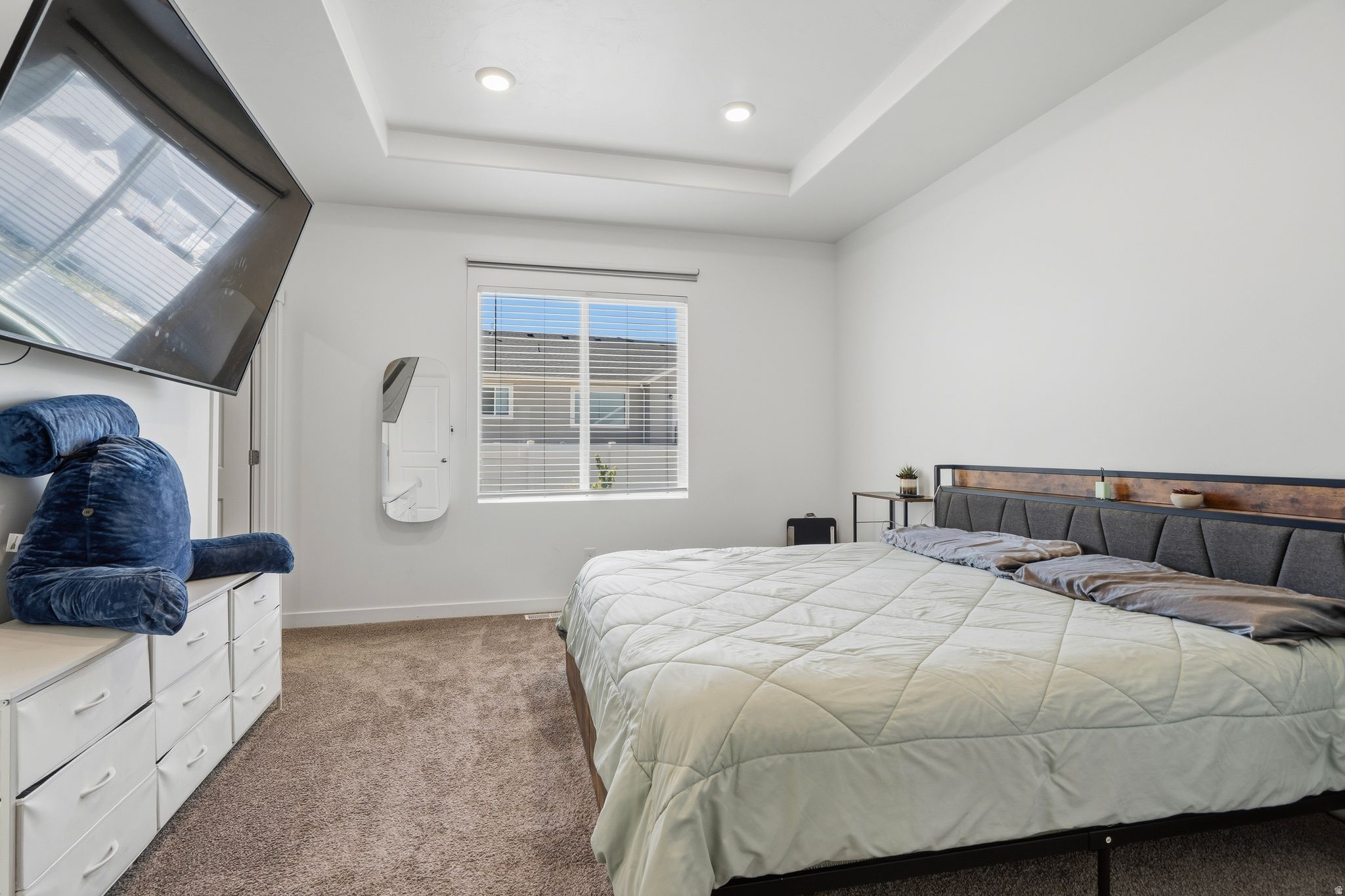 HAWTHORN ESTATES - Residential