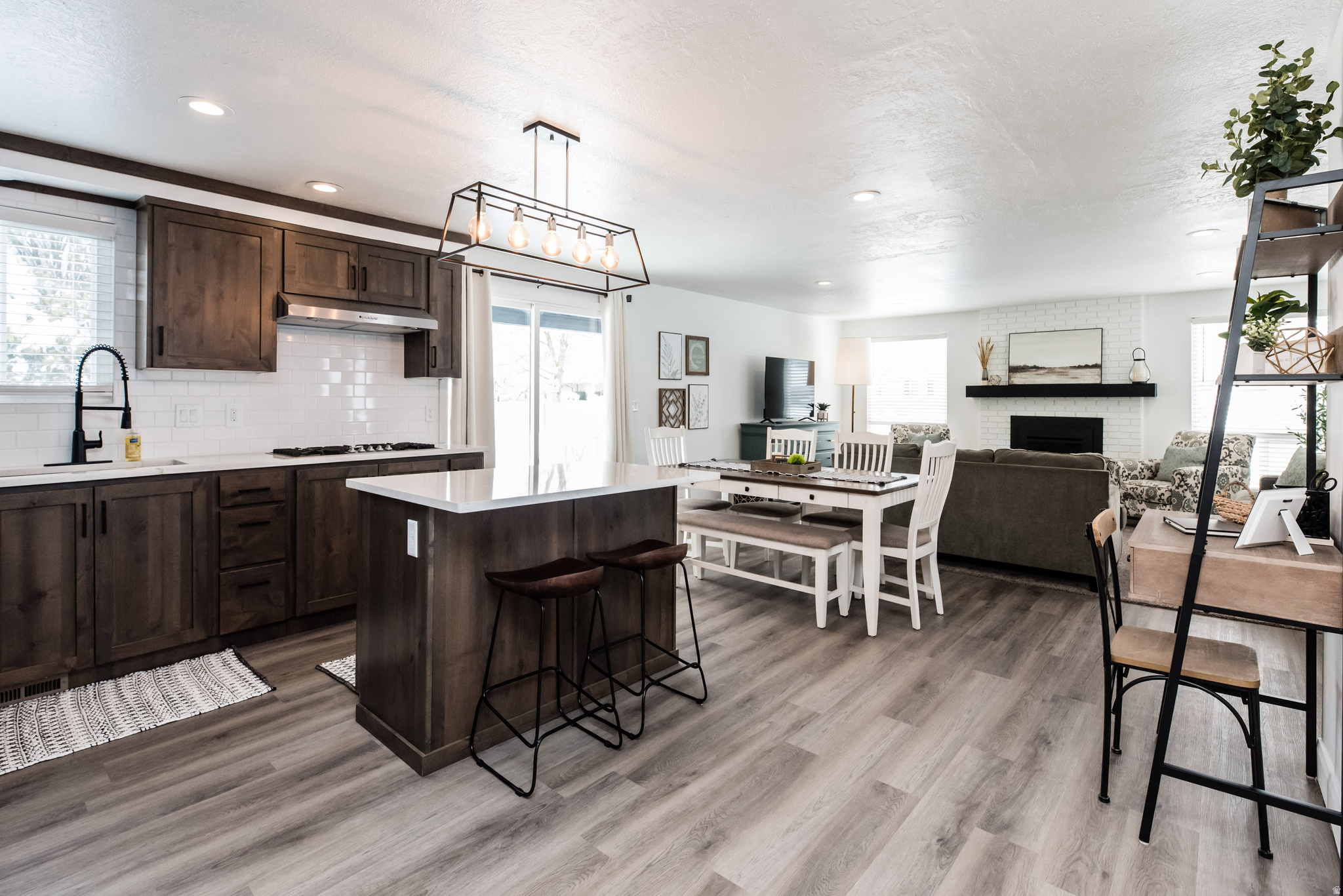 HILLCREST HEIGHTS SU - Residential