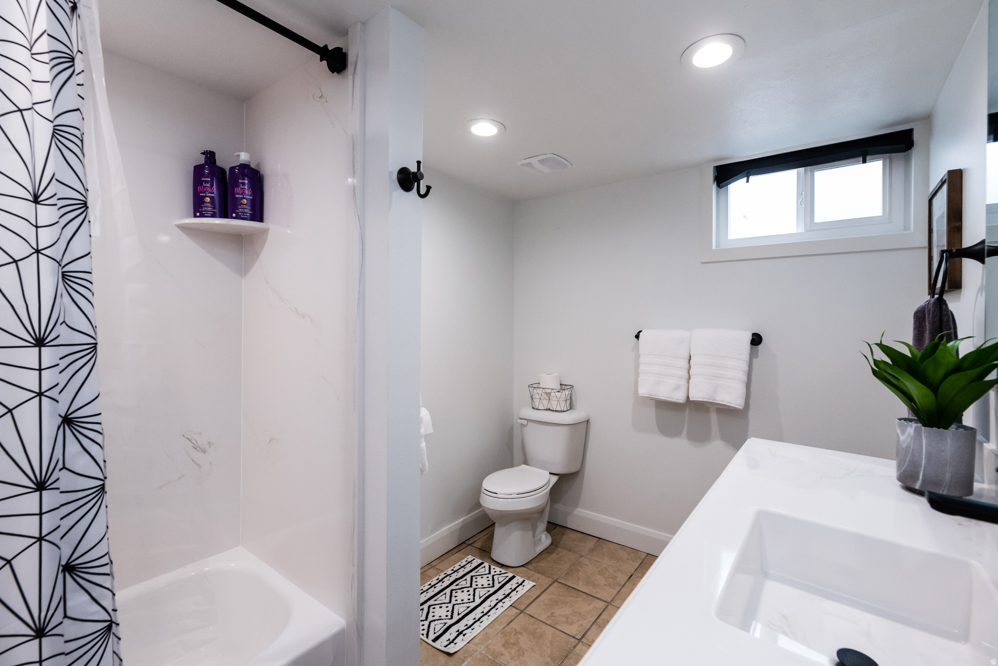 HILLCREST HEIGHTS SU - Residential