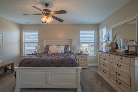 Tiny photo for 3348 W 200 N, Layton, UT 84041 (MLS # 2124693)