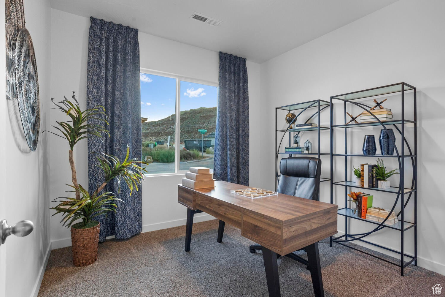 LONG VALLEY - Residential