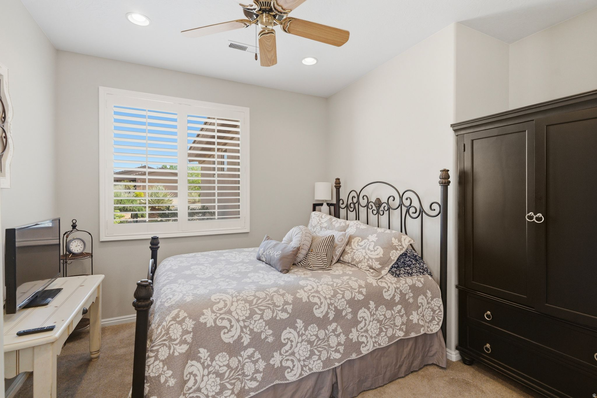 CORAL CANYON 1 - Residential