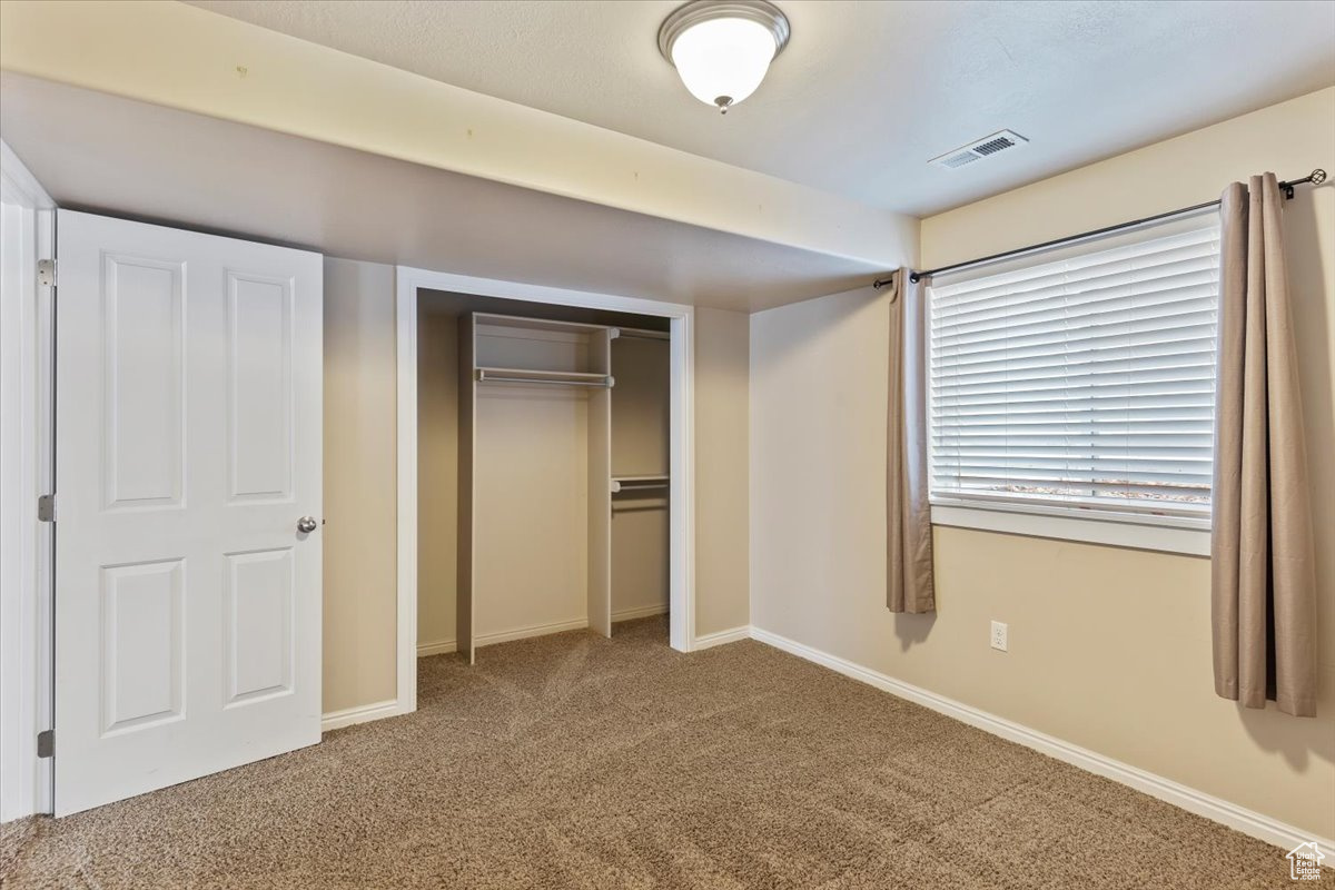 FOX POINT - Residential