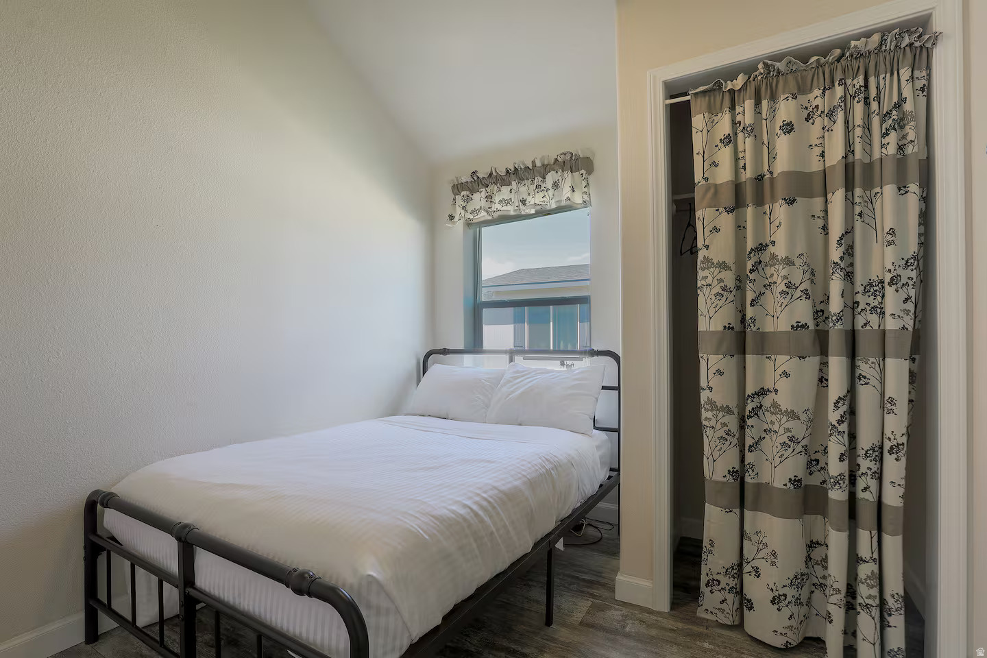 BUTTERCUP MOBILE HOME ESTATE - Residential