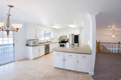 Tiny photo for 1853 S 375 E, Springville, UT 84663 (MLS # 2140129)