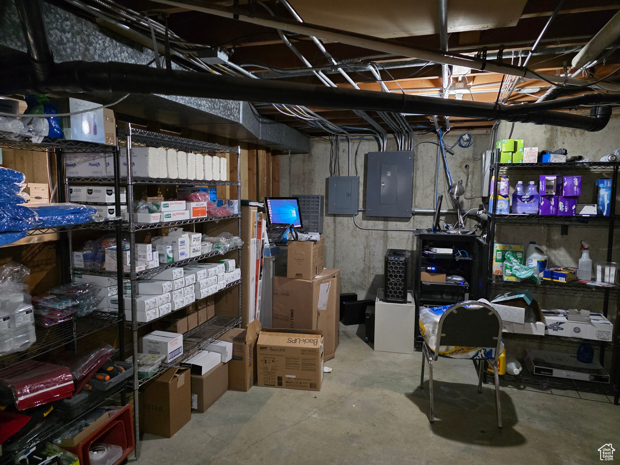 PROFESSIONAL PLAZA - Commercial Sale