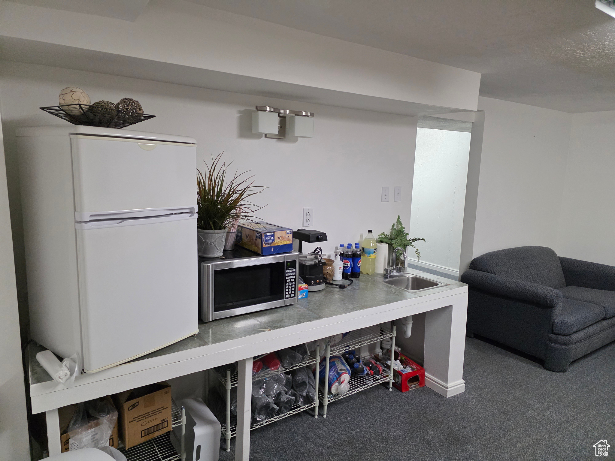 PROFESSIONAL PLAZA - Commercial Sale