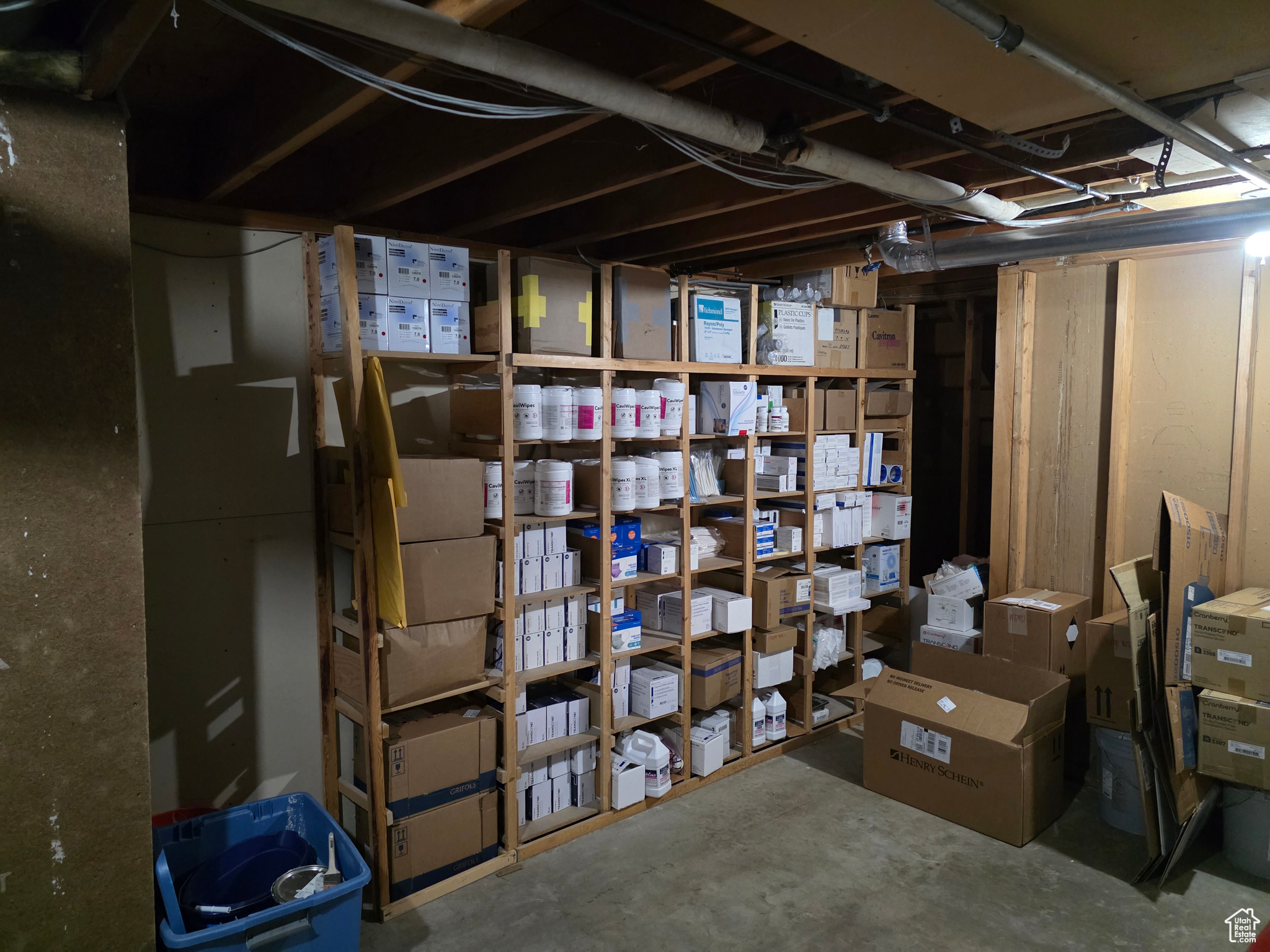 PROFESSIONAL PLAZA - Commercial Sale