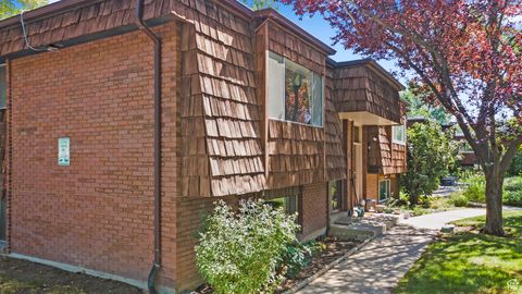 Tiny photo for 721 E 3720 S #5, Millcreek, UT 84106 (MLS # 2102523)