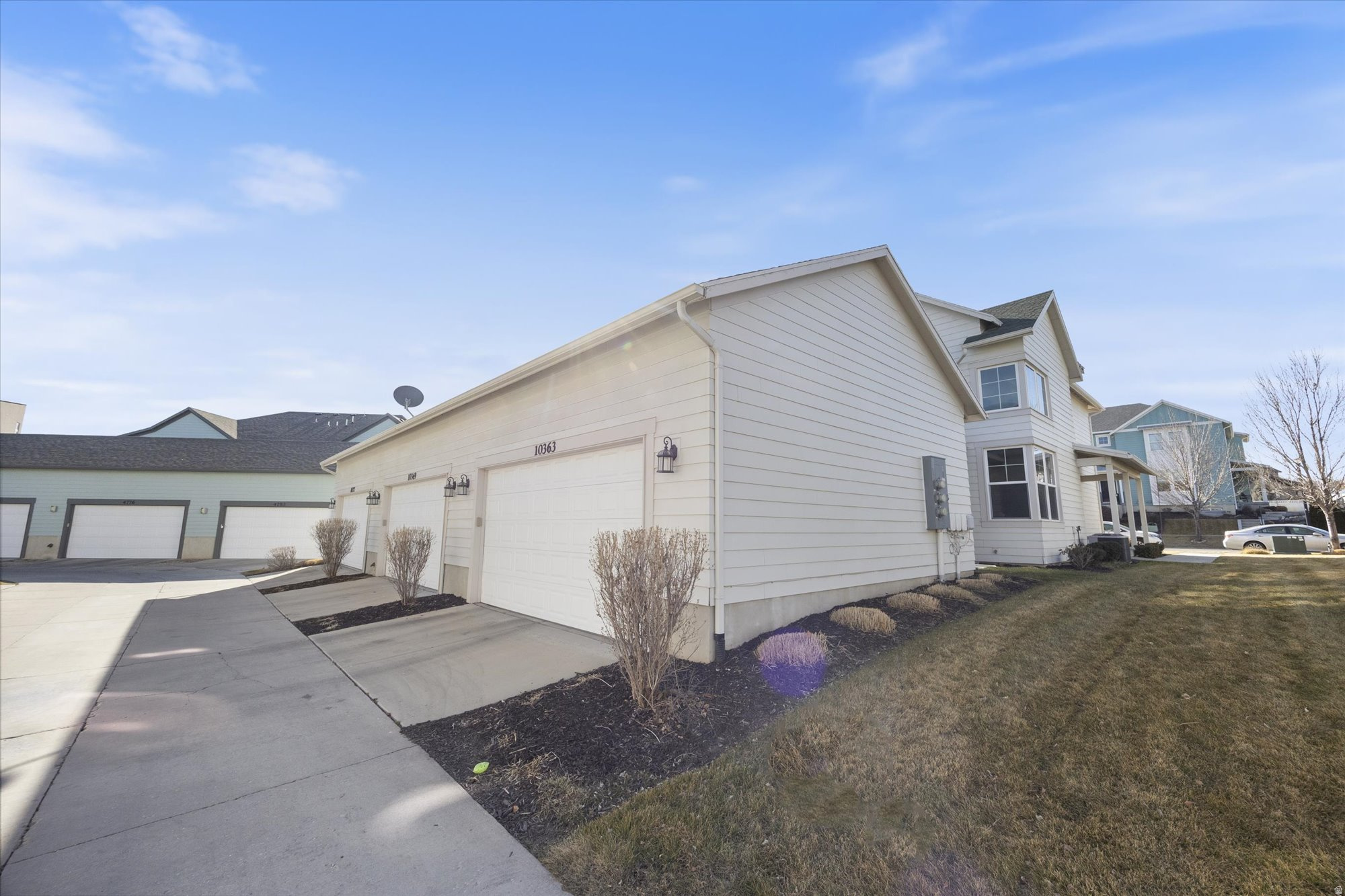 DAYBREAK - Residential