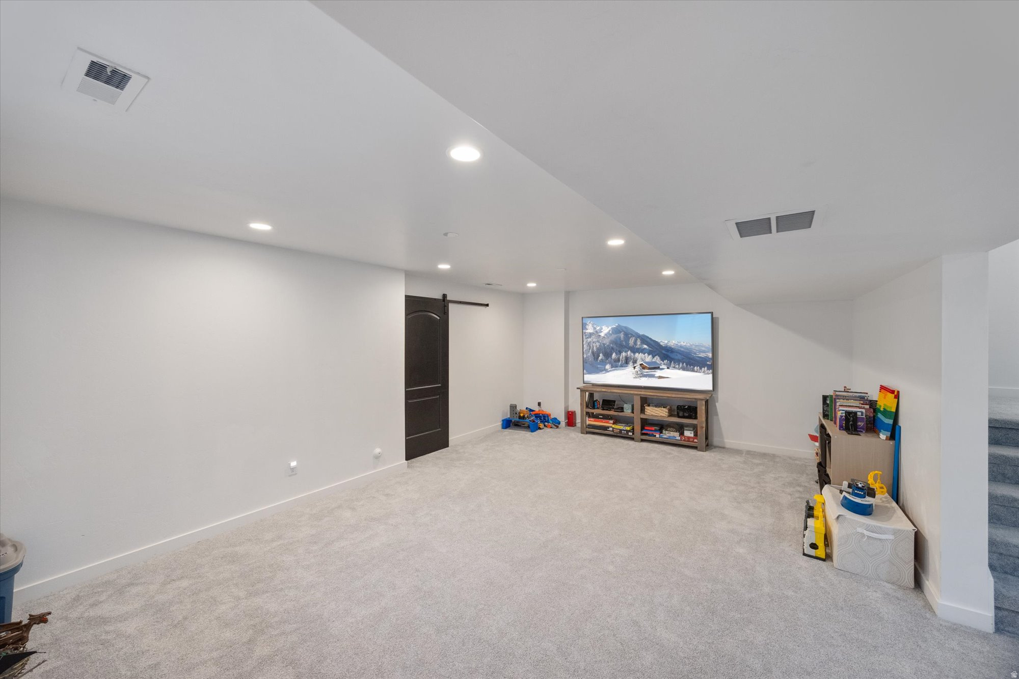 DAYBREAK - Residential