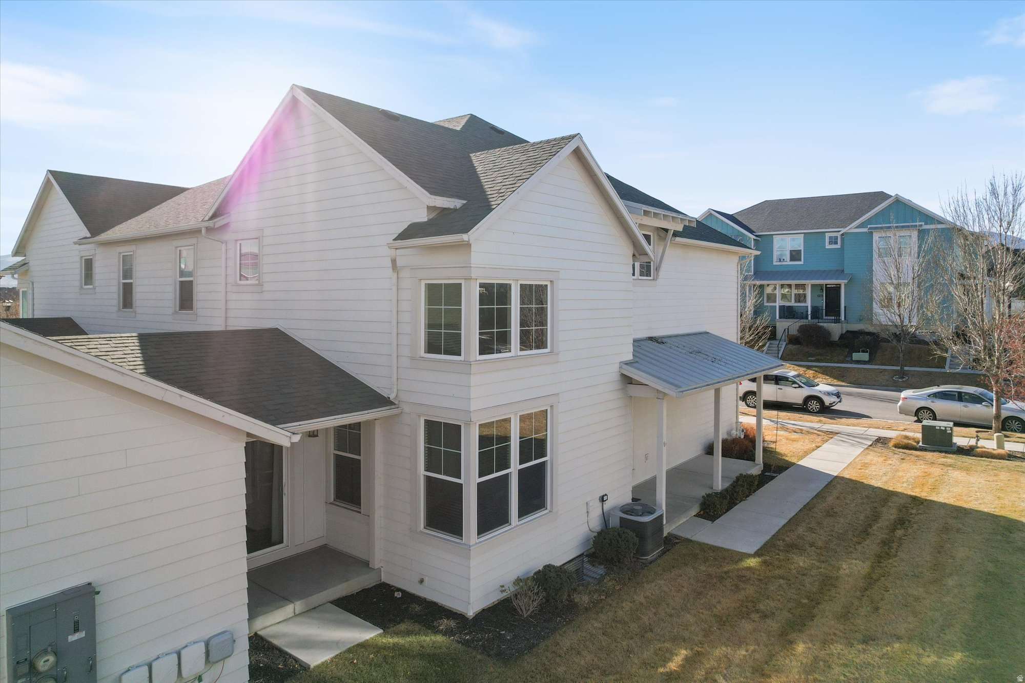 DAYBREAK - Residential