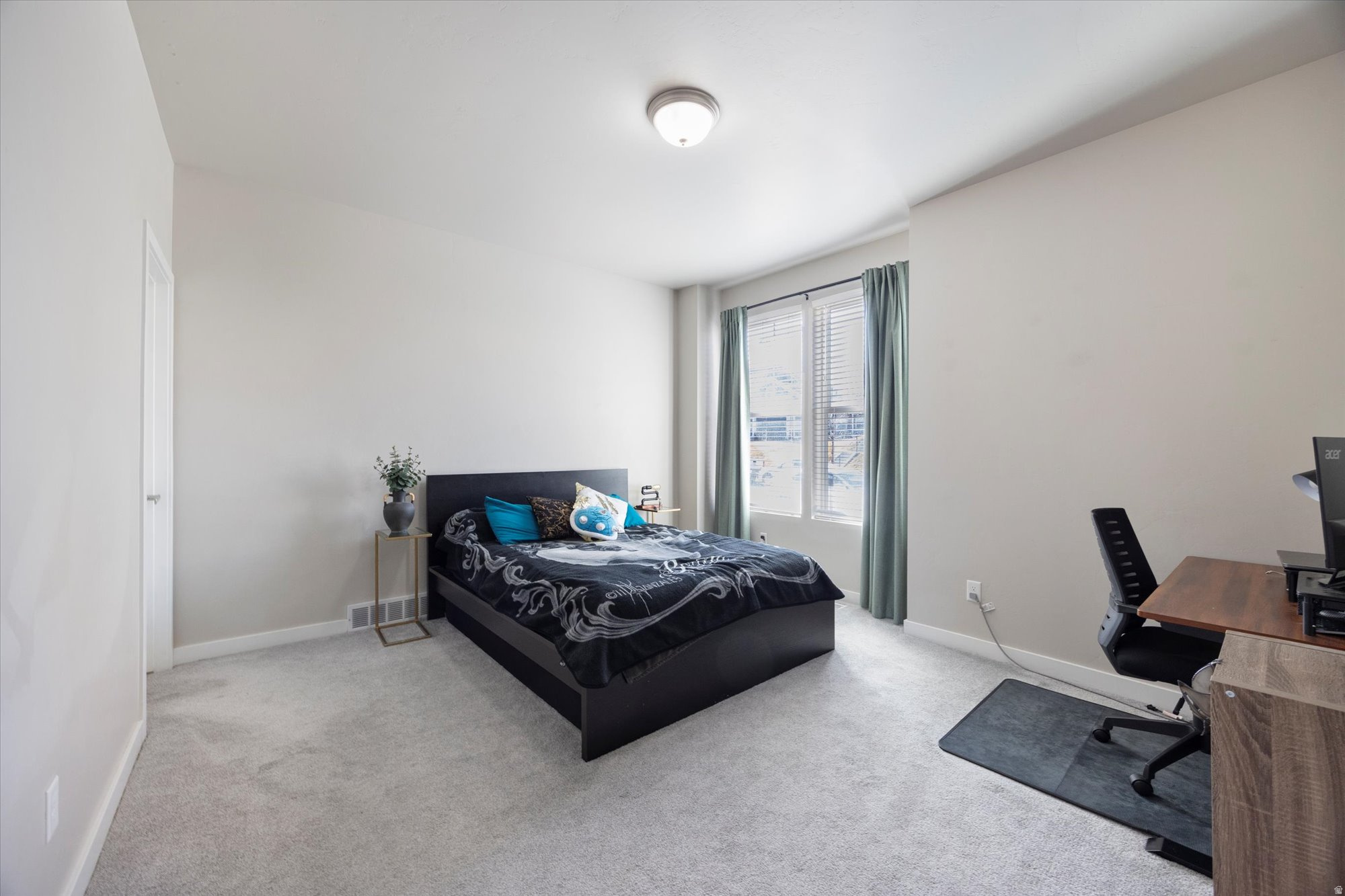 DAYBREAK - Residential