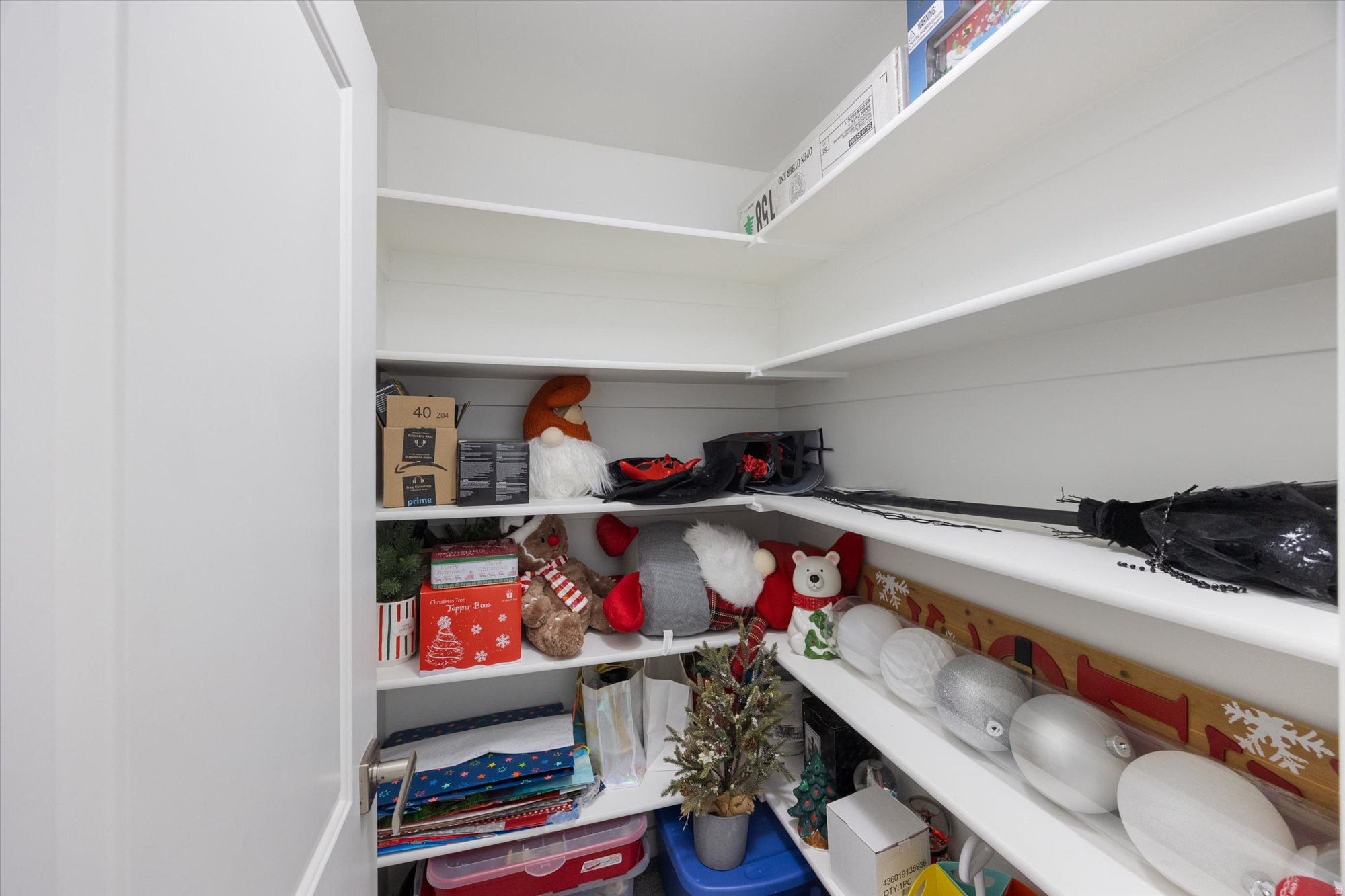 DAYBREAK - Residential