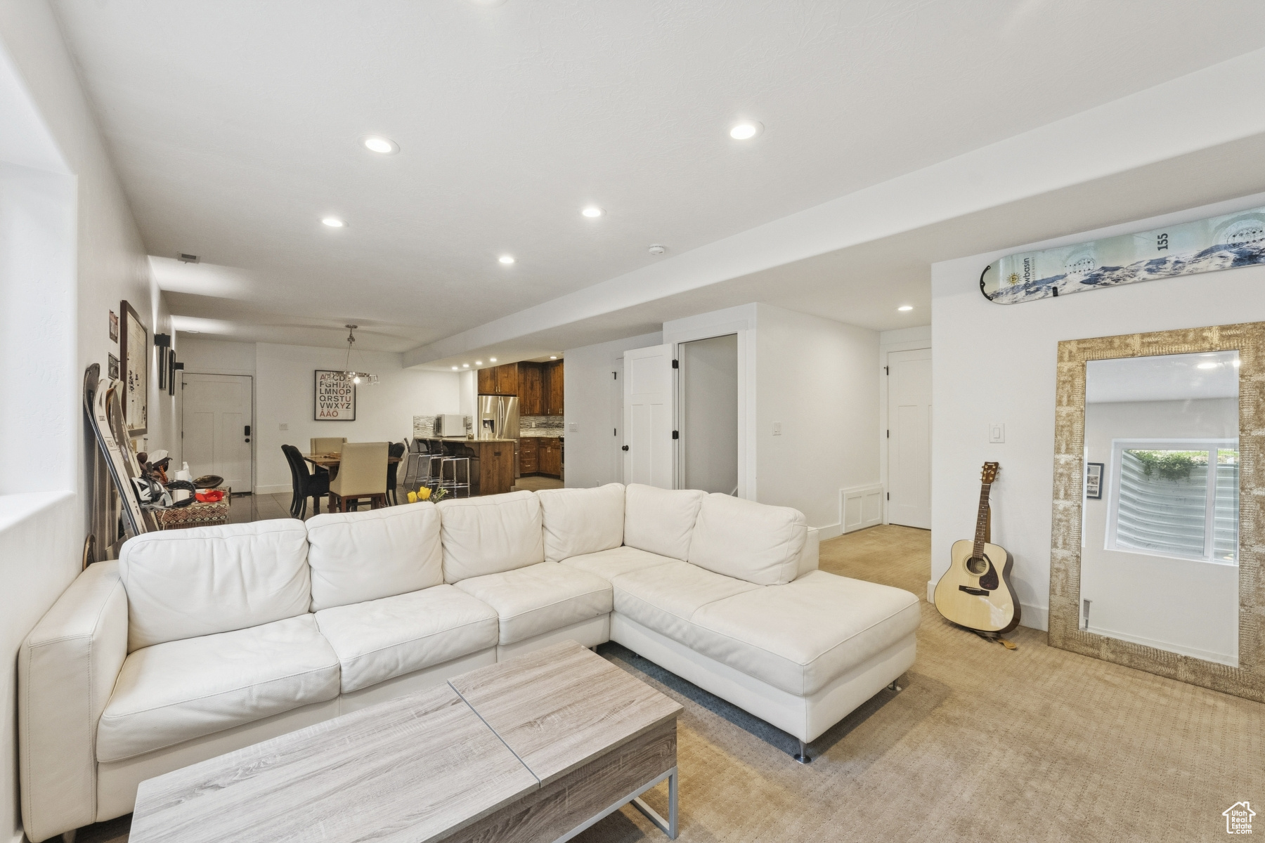 FARMINGTON MANORS - Residential