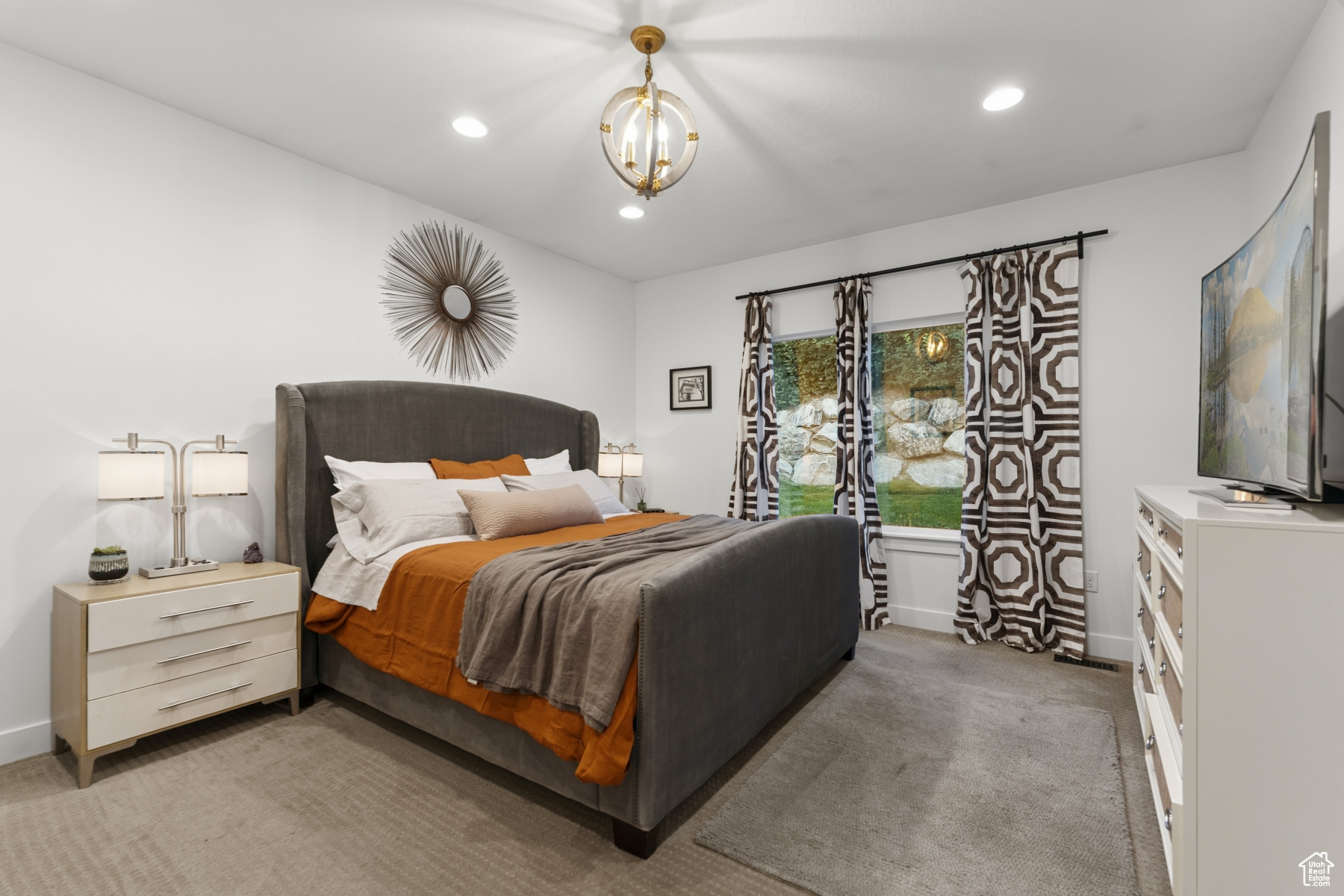 FARMINGTON MANORS - Residential