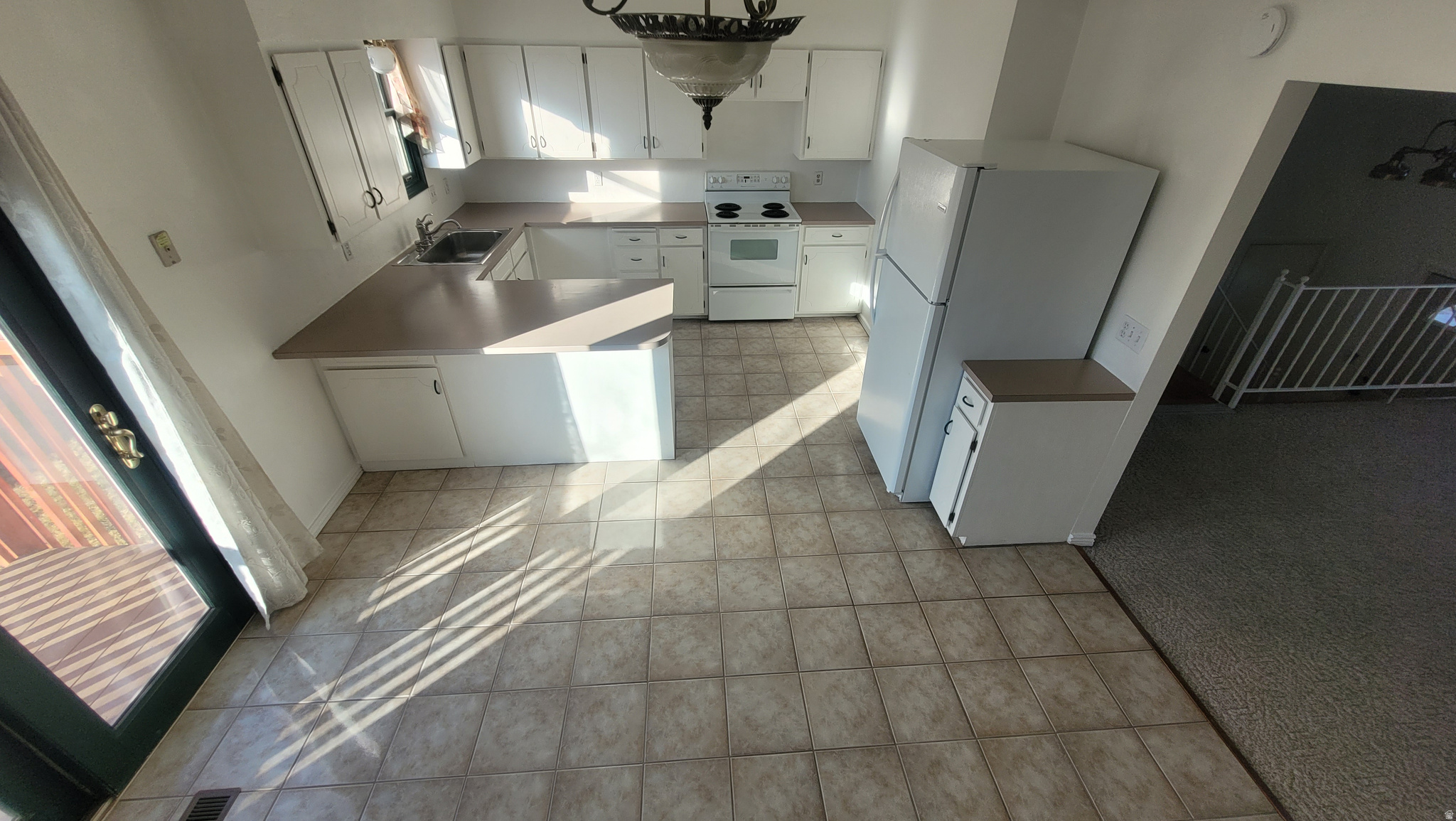 OQUIRRH SHADOWS #4 - Residential Income