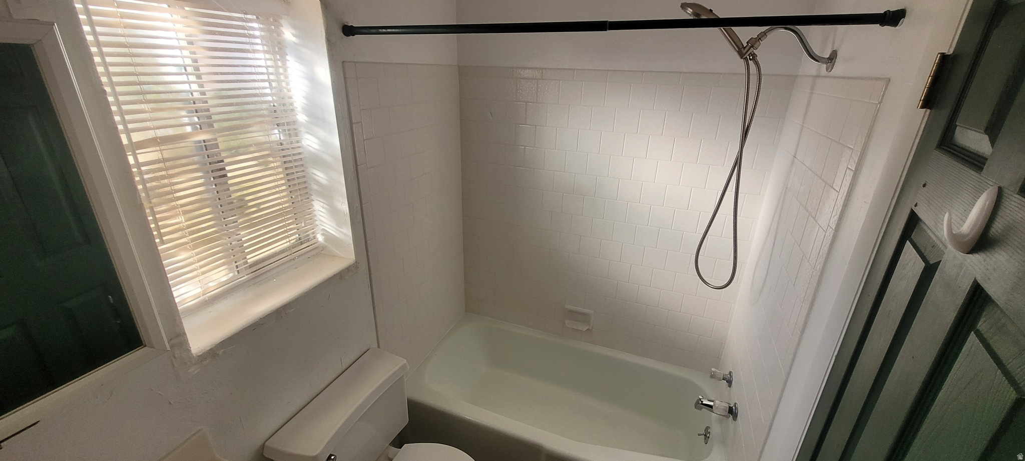 OQUIRRH SHADOWS #4 - Residential Income