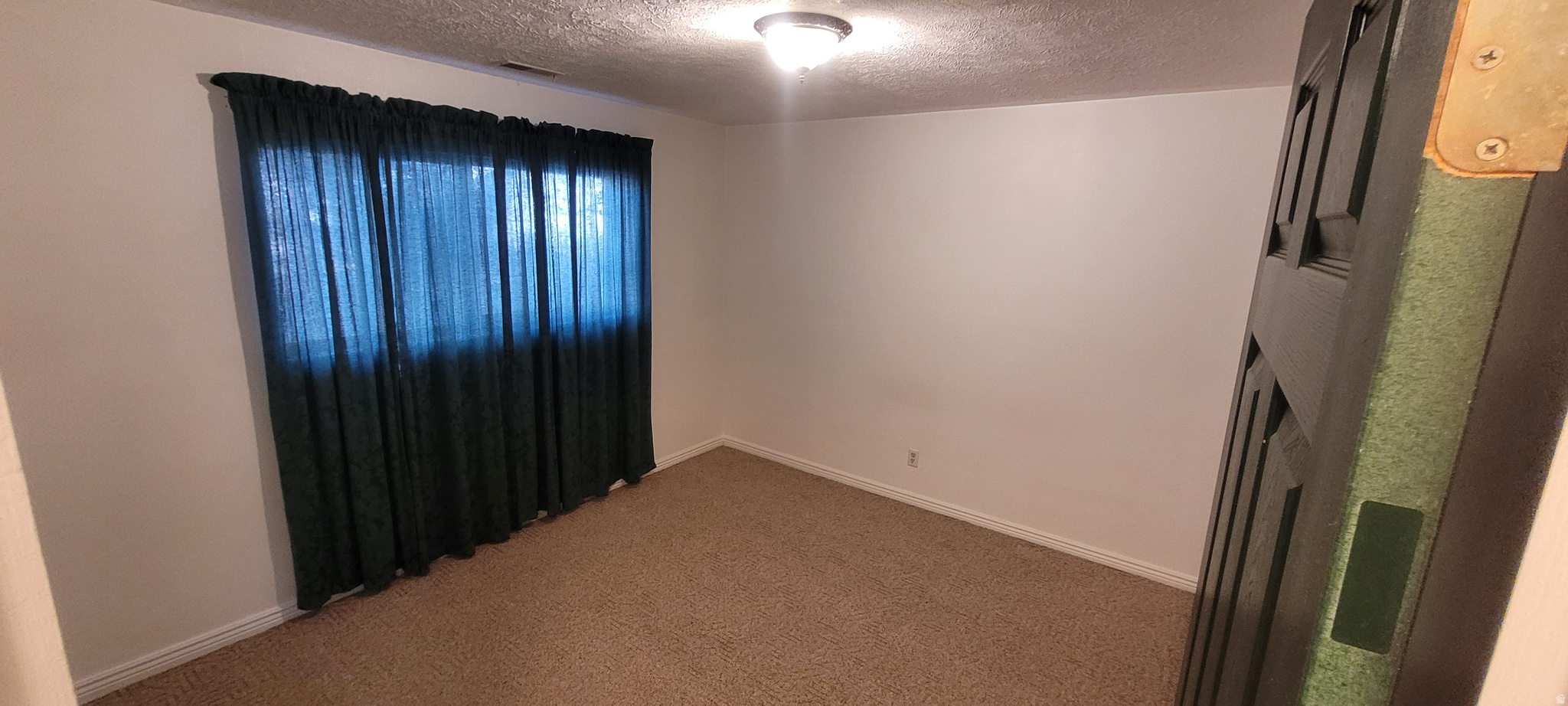 OQUIRRH SHADOWS #4 - Residential Income