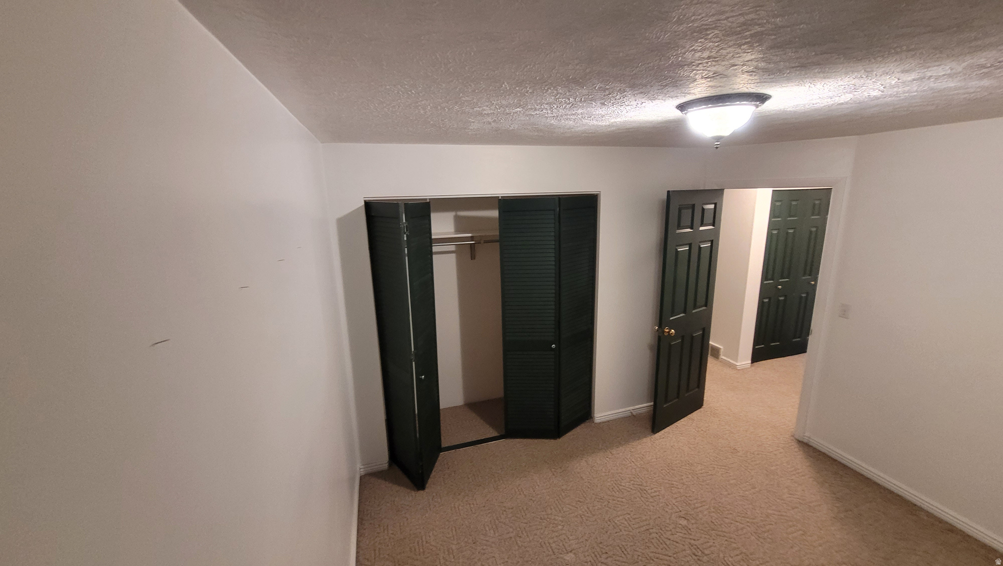 OQUIRRH SHADOWS #4 - Residential Income