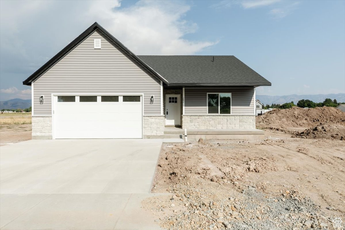 SADDLE CROSSING - Residential