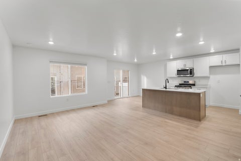 Tiny photo for 1941 E BELMONT LN #1255, Salem, UT 84653 (MLS # 2175573)