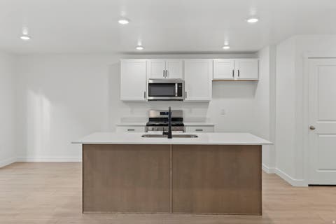 Tiny photo for 1941 E BELMONT LN #1255, Salem, UT 84653 (MLS # 2175573)