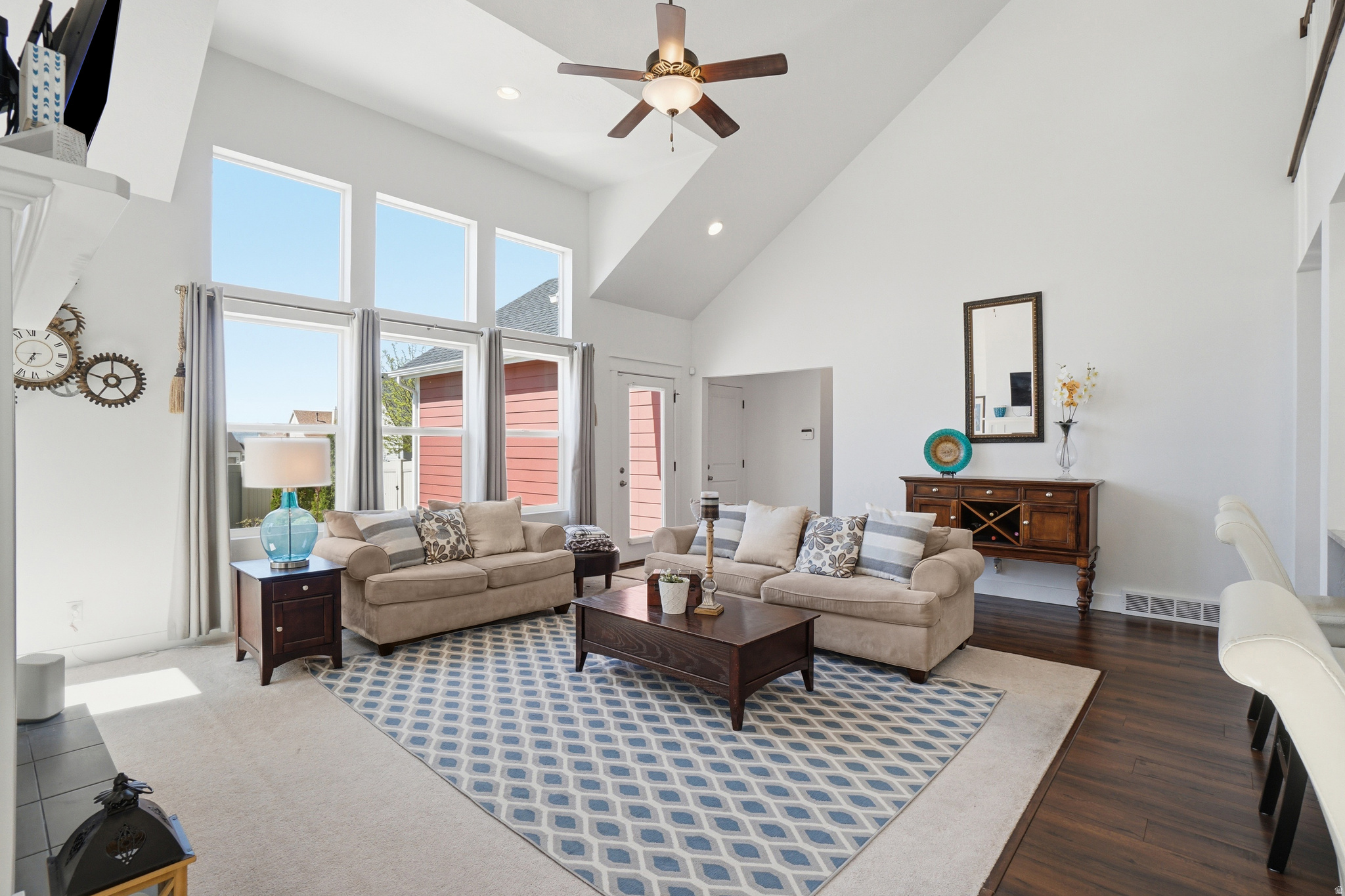 HILL FARMS - Residential