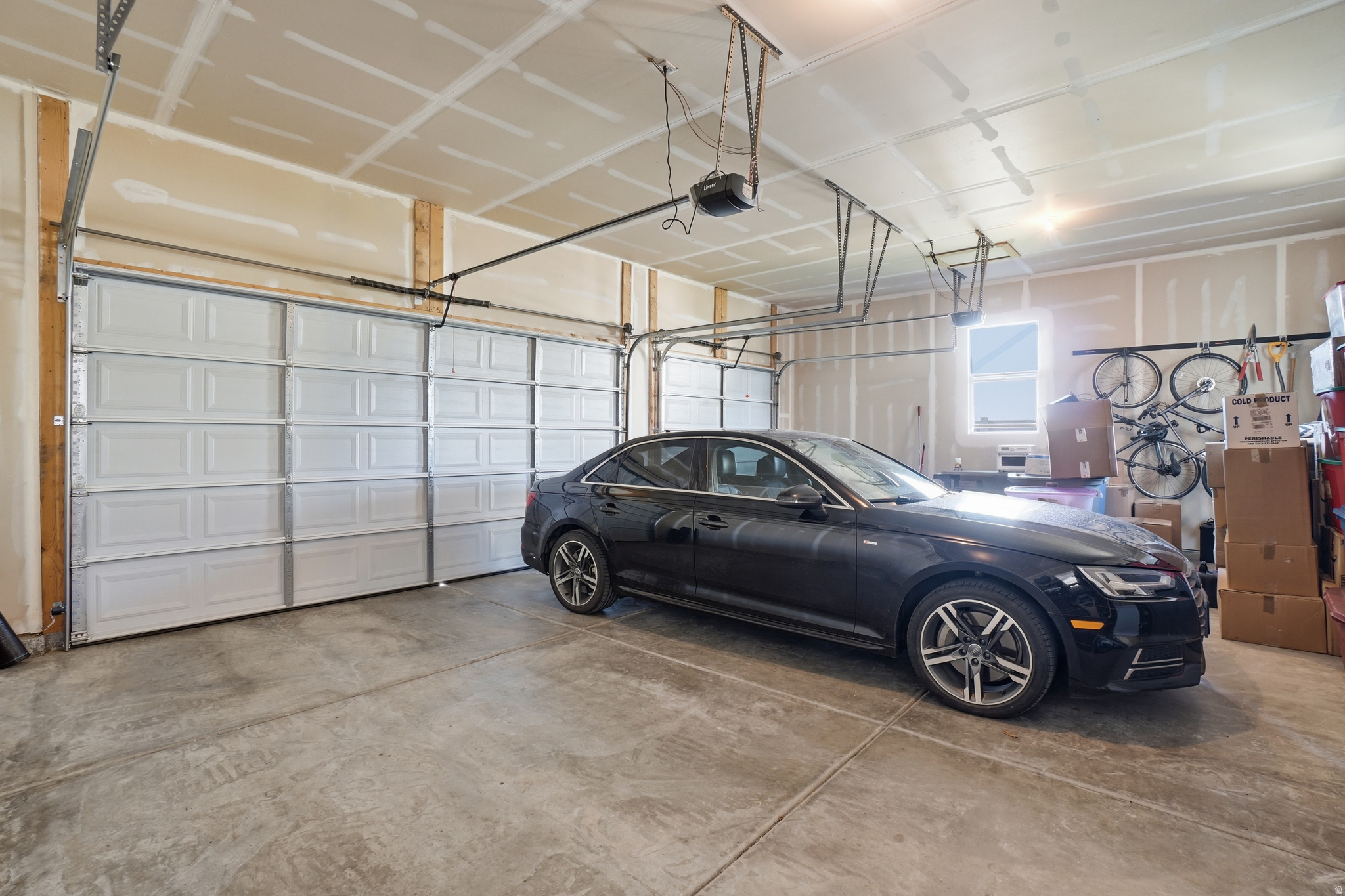 HILL FARMS - Residential