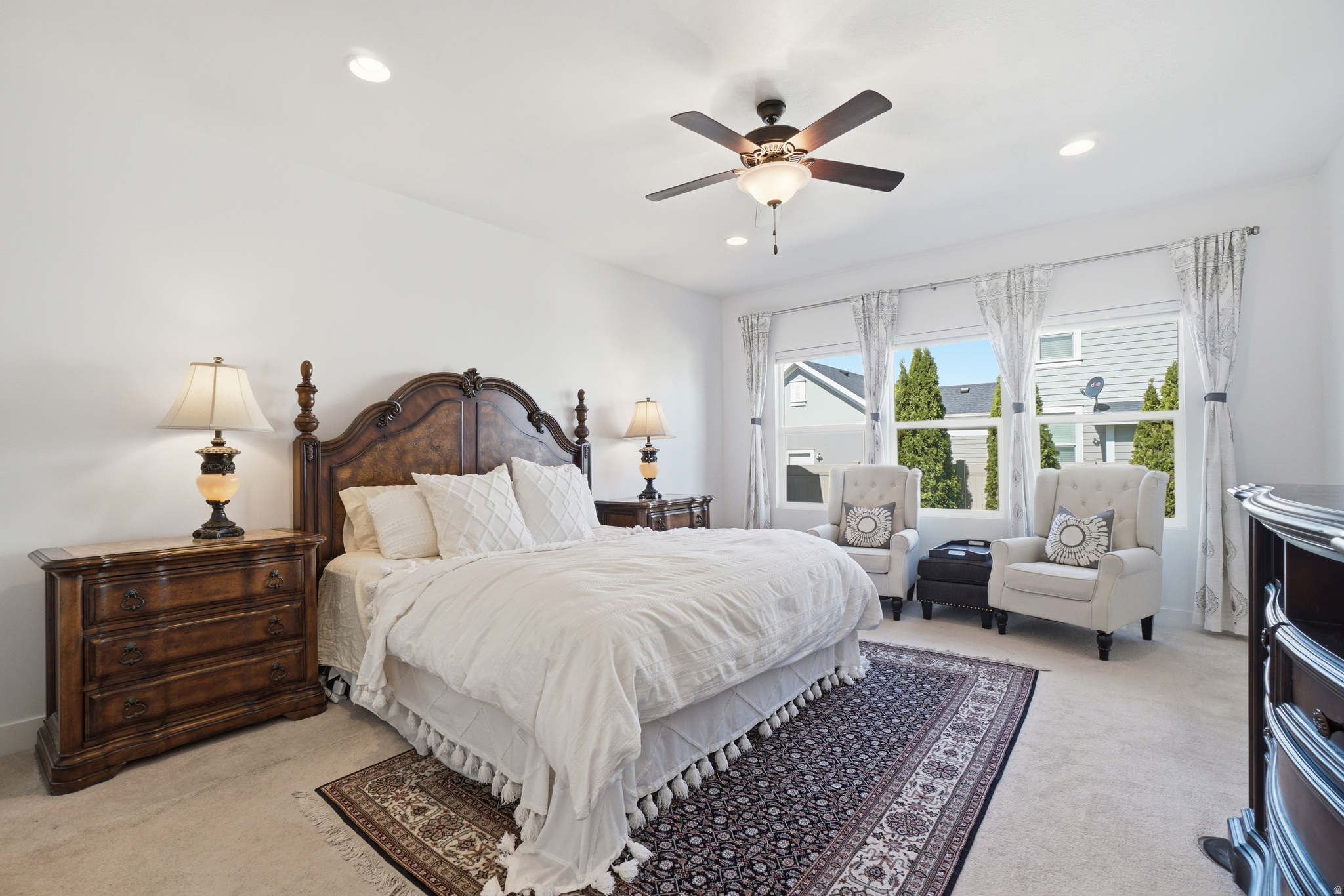 HILL FARMS - Residential