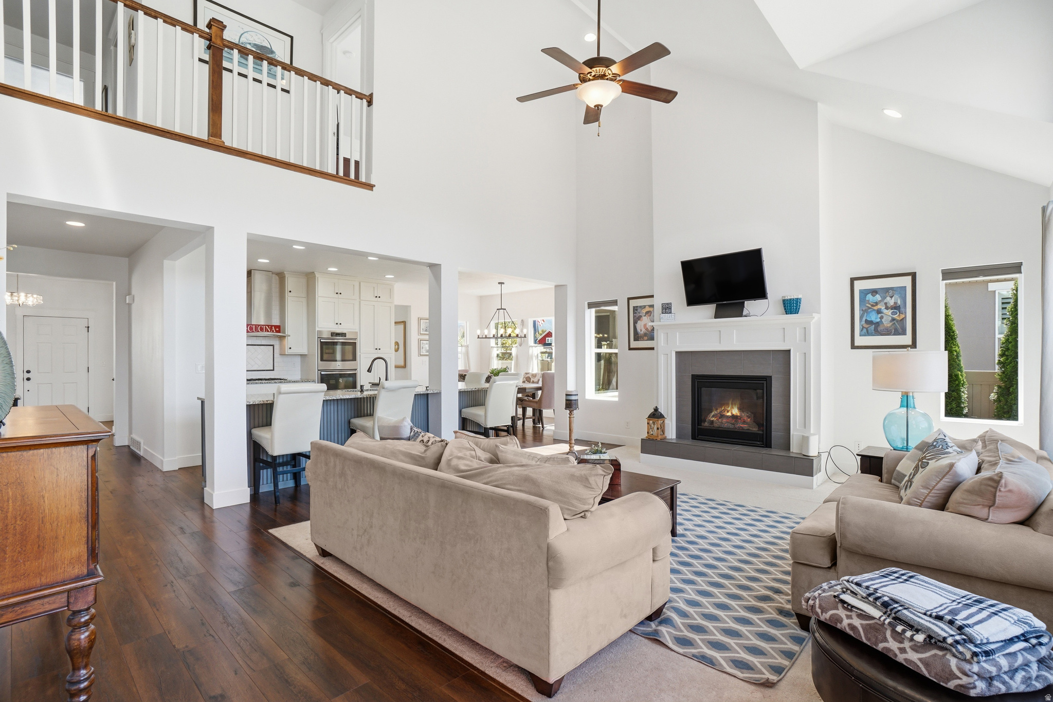 HILL FARMS - Residential