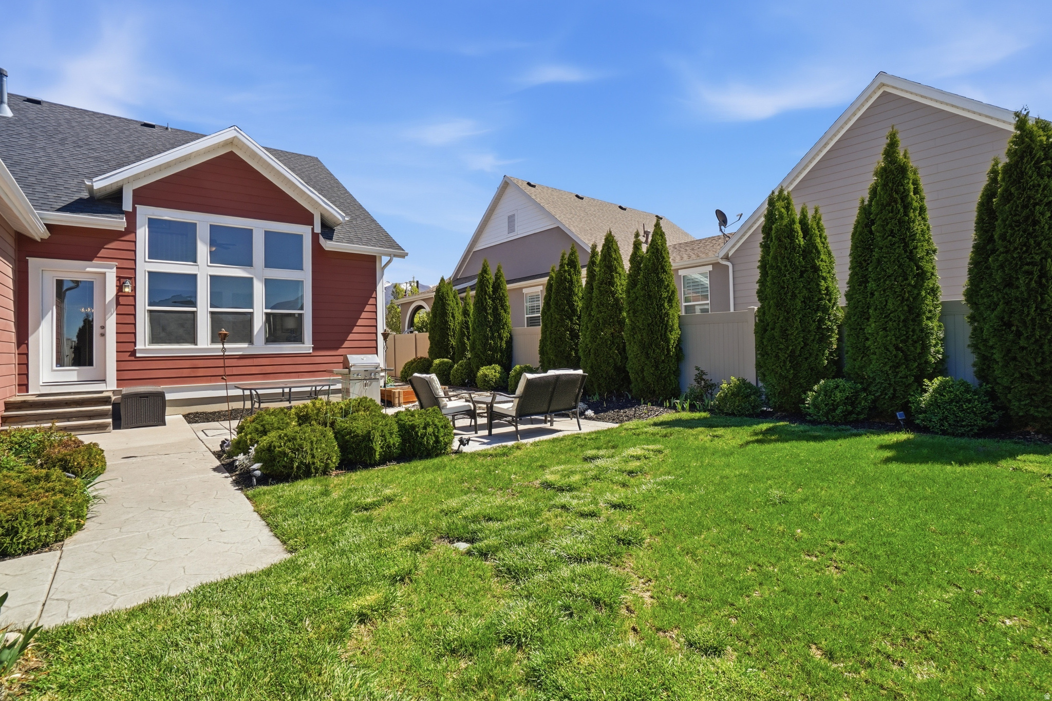 HILL FARMS - Residential