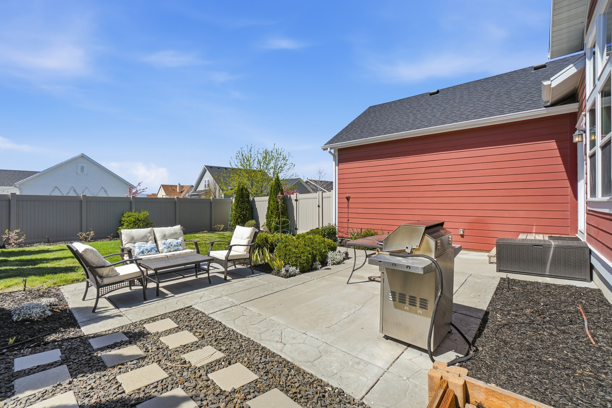 HILL FARMS - Residential