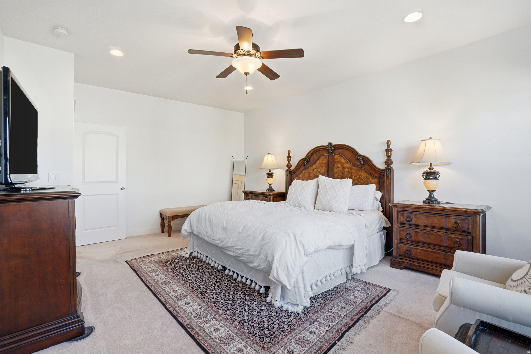 HILL FARMS - Residential