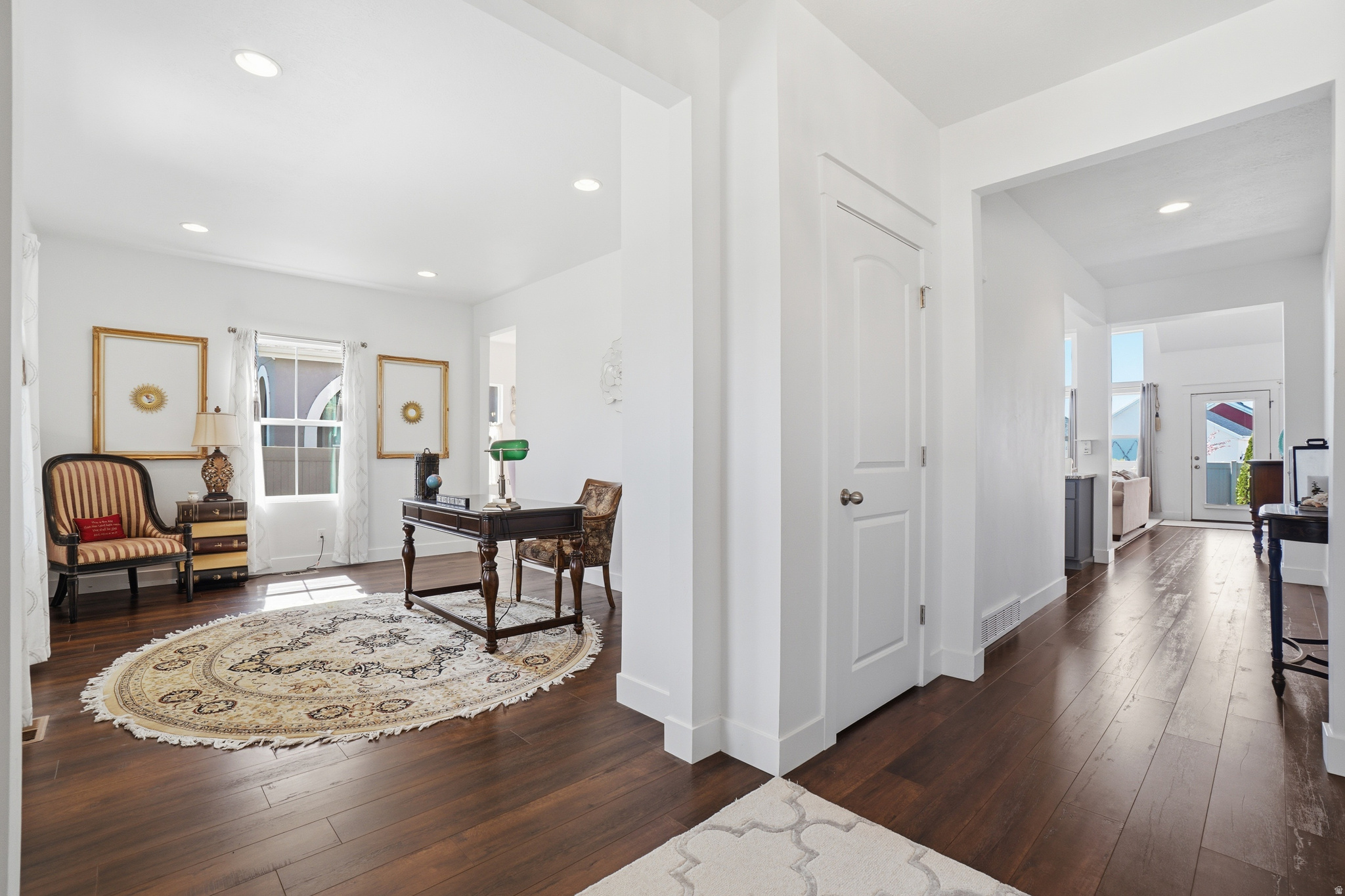 HILL FARMS - Residential