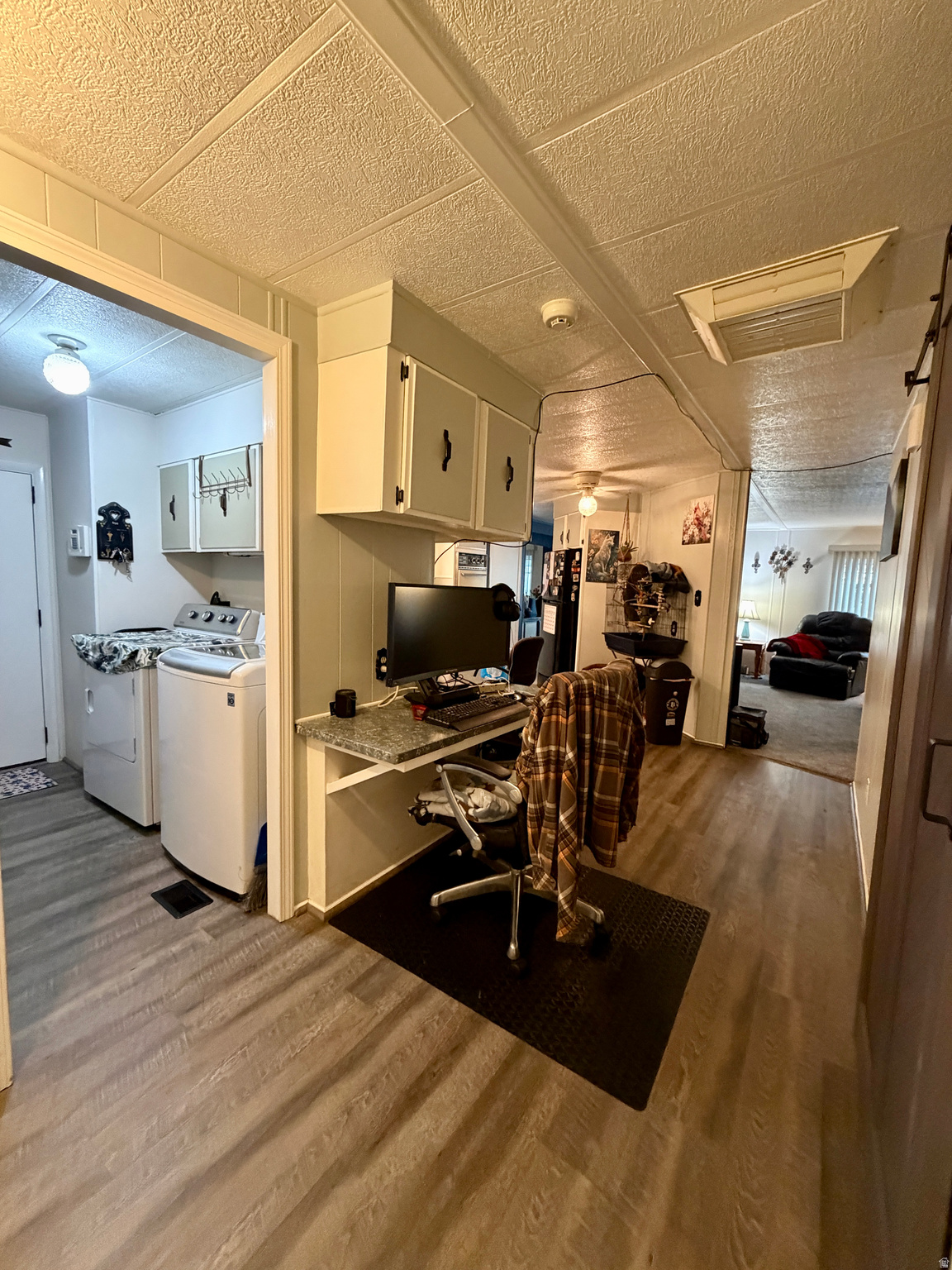 MAJESTIC OAKS - Residential