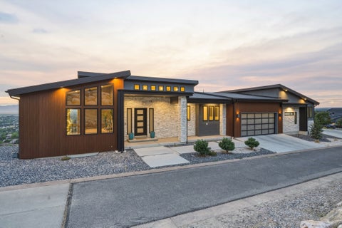 Photo of 1766 VIEW CT, Fruit Heights, UT 84037 (MLS # 2179214)