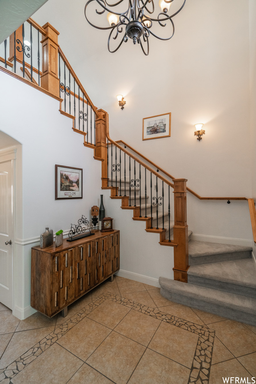 CRIMSON CLIFFS - Residential