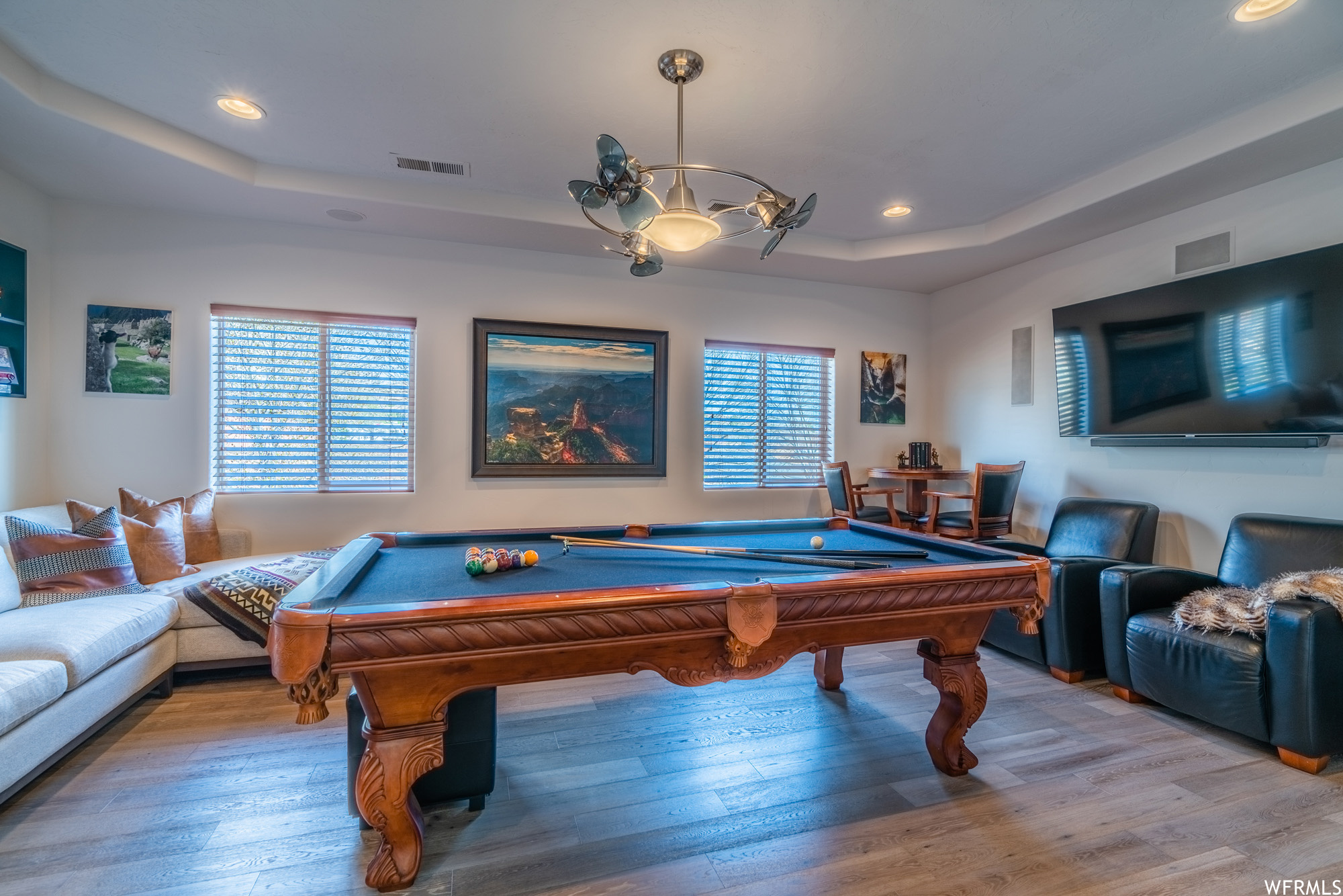 CRIMSON CLIFFS - Residential