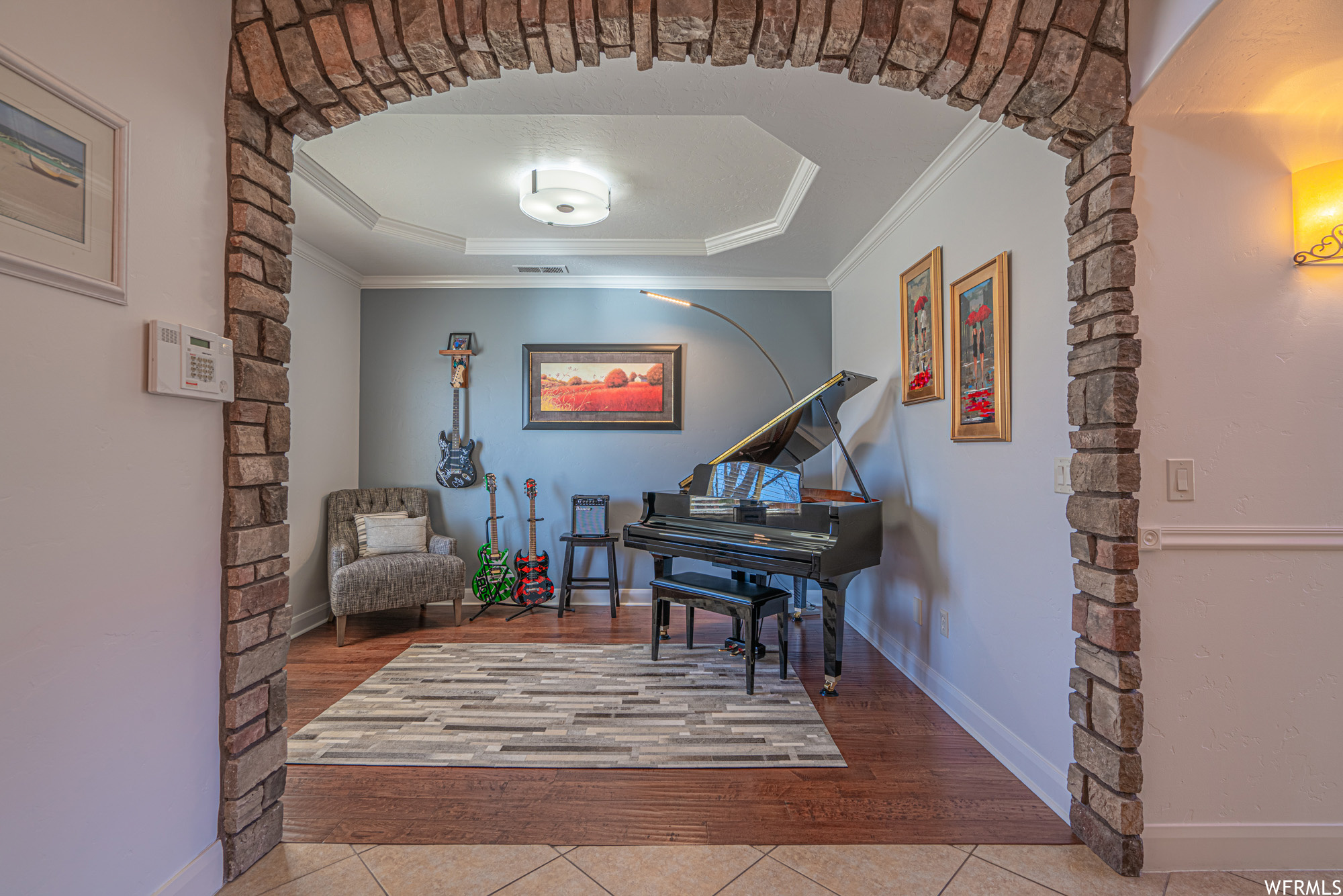 CRIMSON CLIFFS - Residential