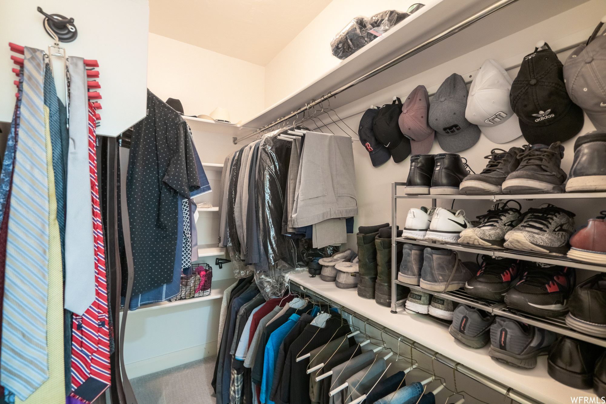 CRIMSON CLIFFS - Residential