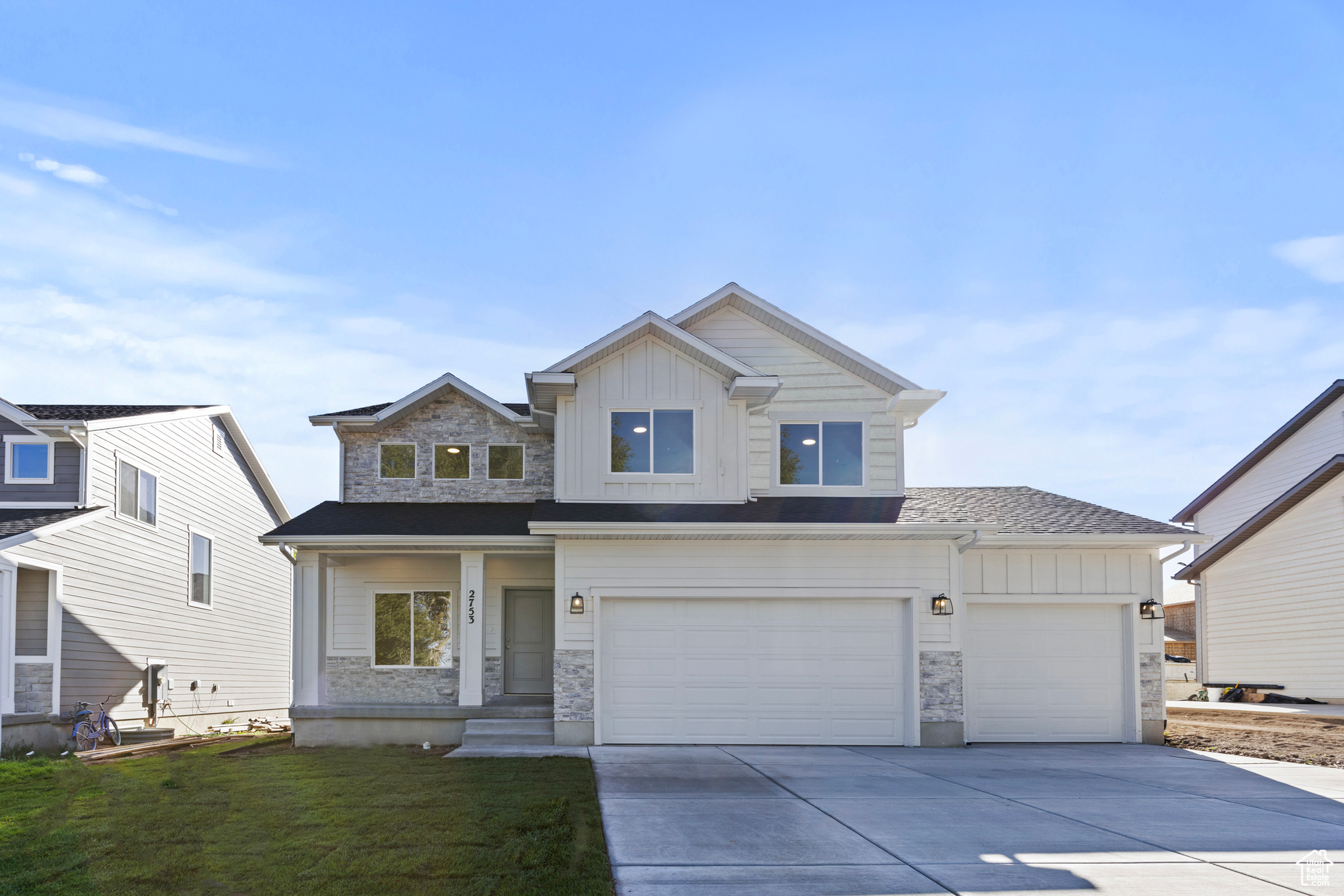 DIXON DOWNS - Residential