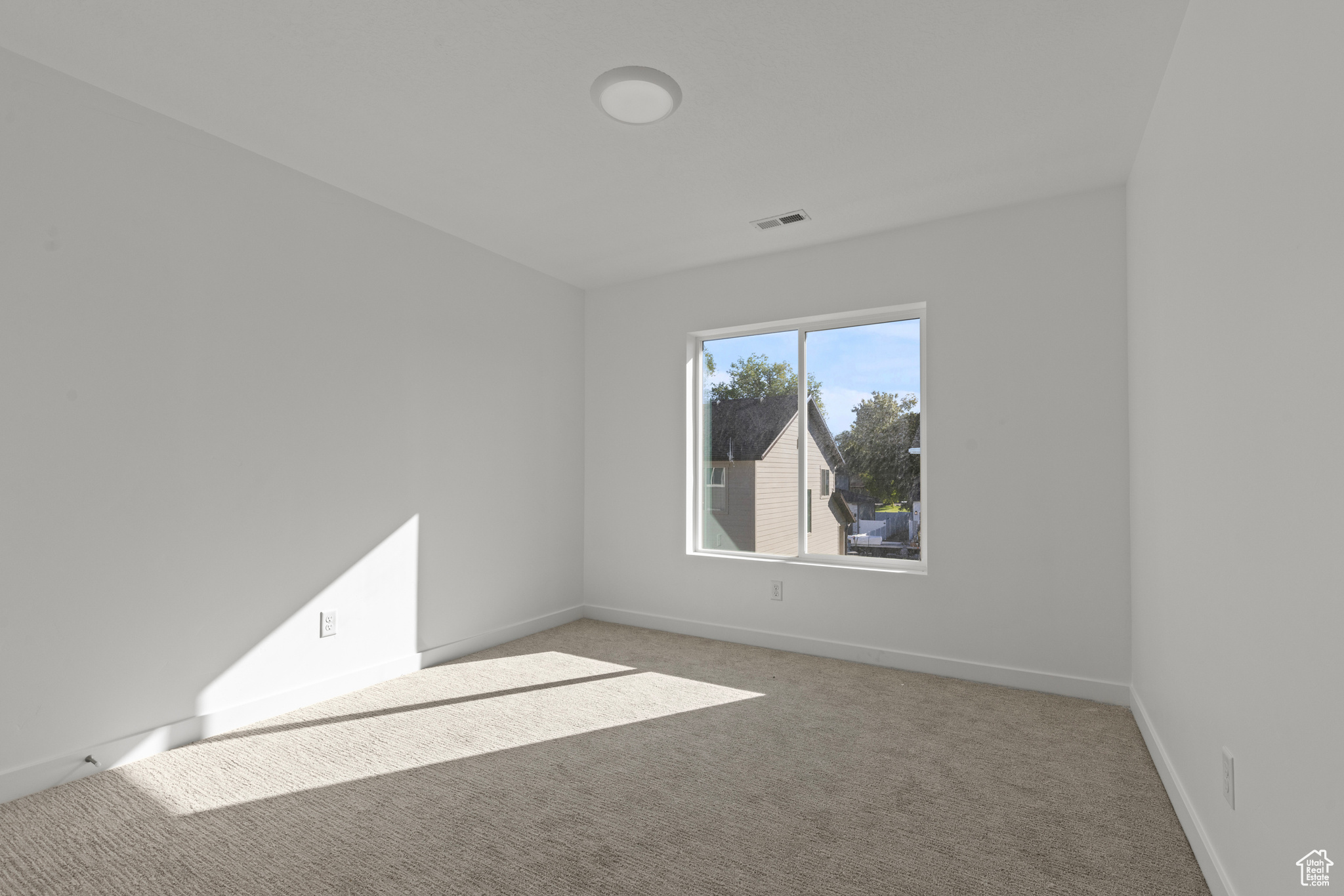 DIXON DOWNS - Residential
