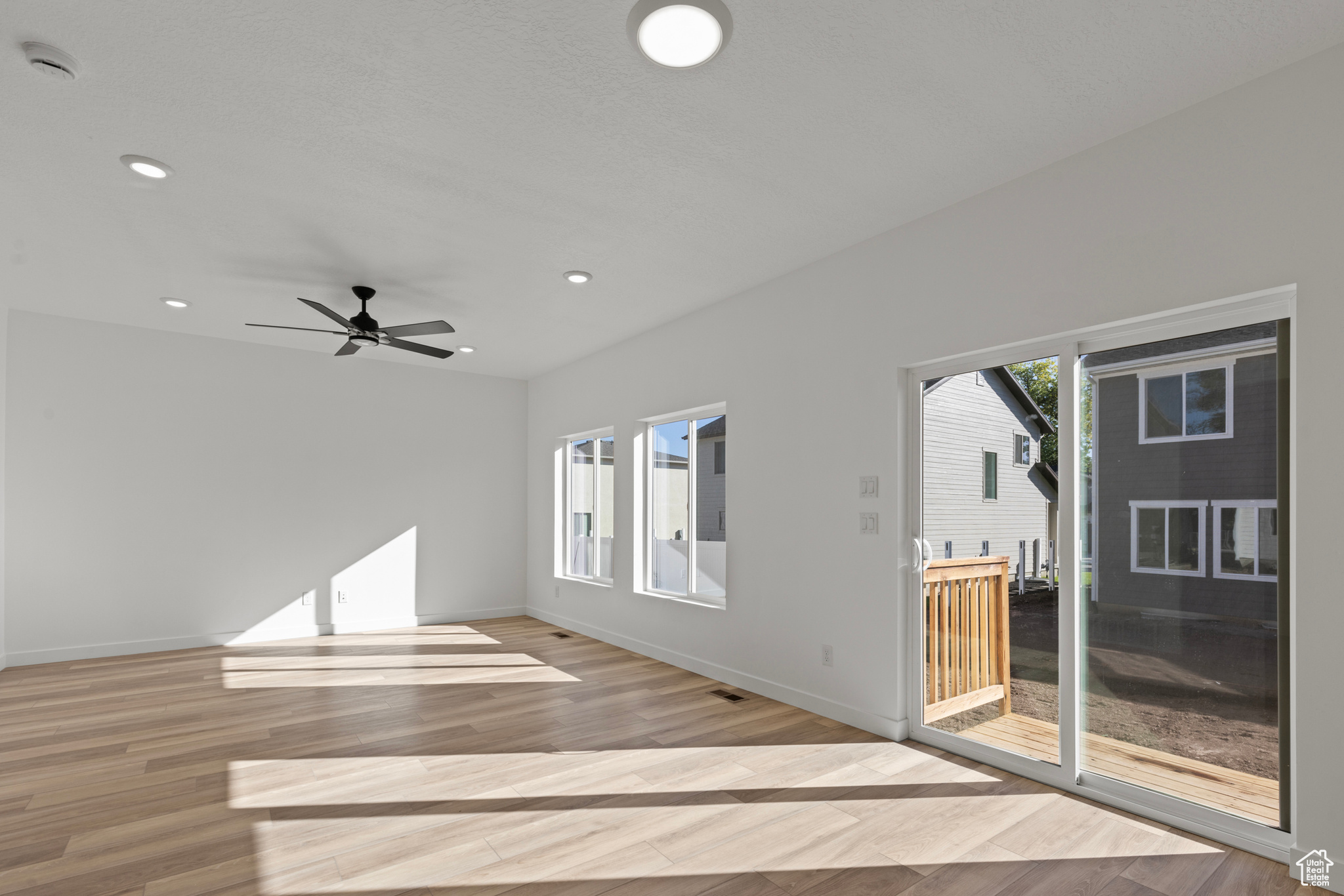 DIXON DOWNS - Residential
