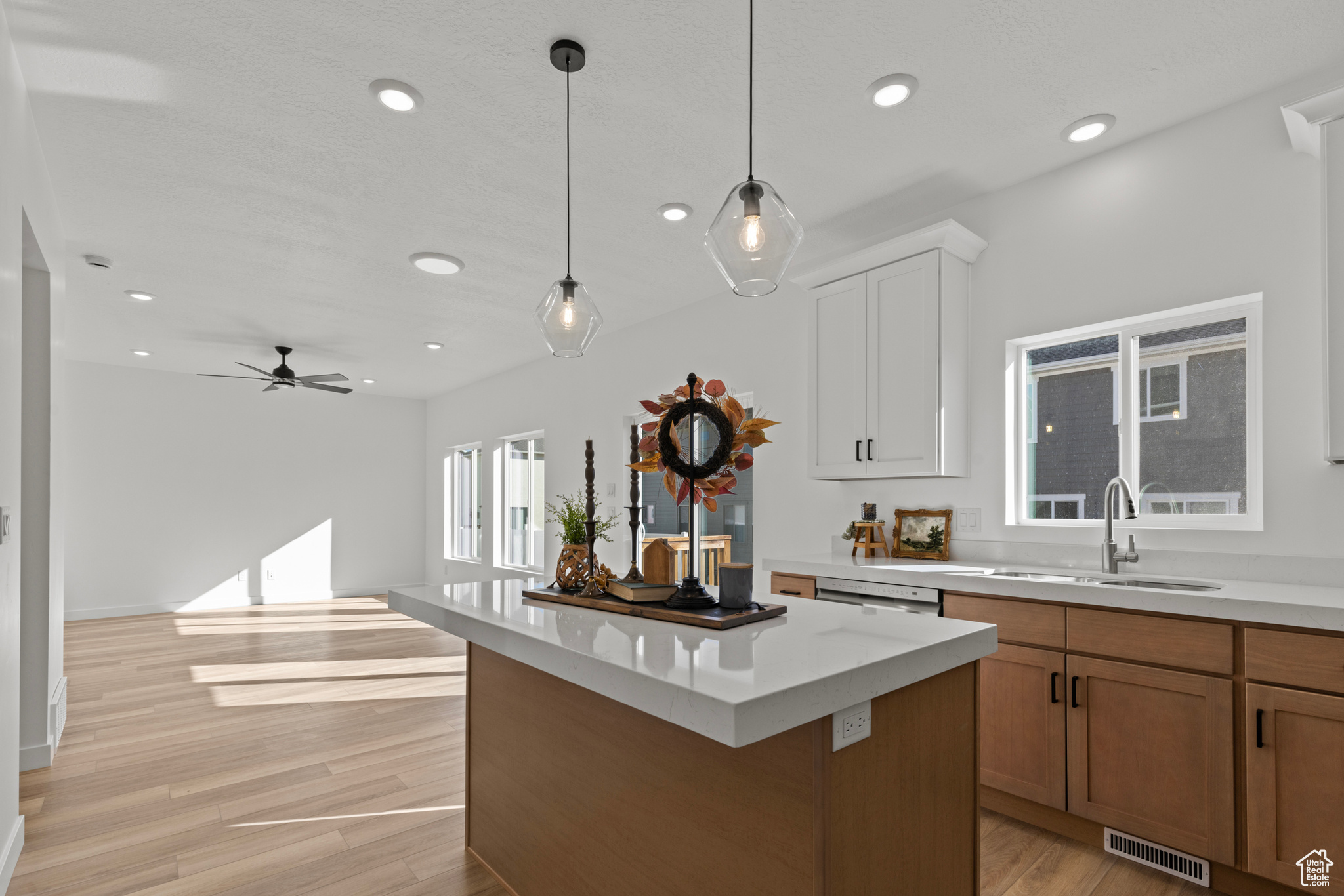 DIXON DOWNS - Residential